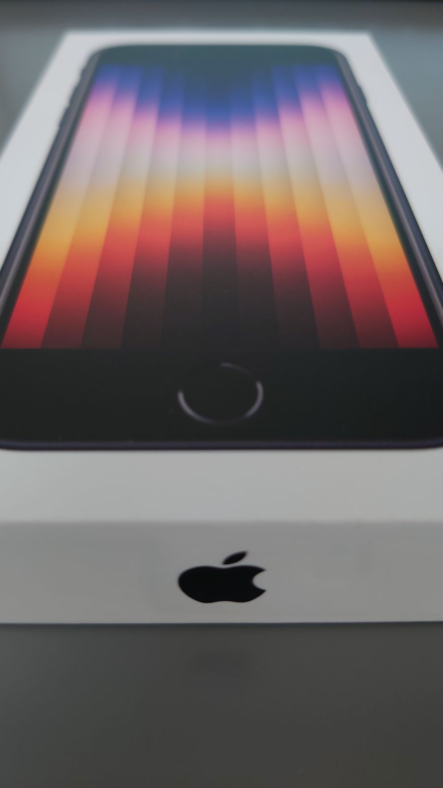 iPhone　SE 第三世代　64G ブラック　2022年モデル　3月発売