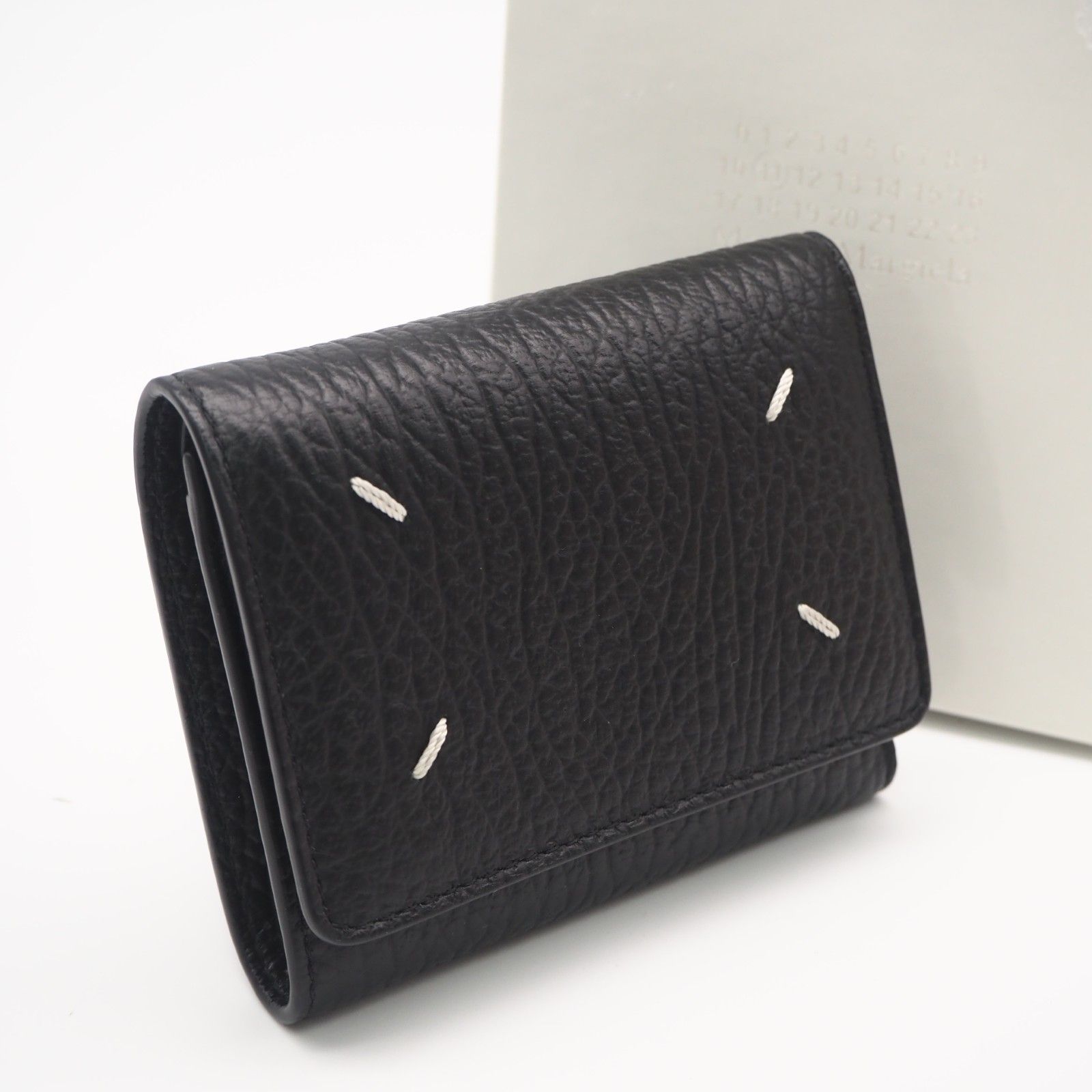 ★3日以内返品可★ 美品 MAISON MARGIELA メゾンマルジェラ グレインレザー 4ステッチ スリーフォールドウォレット SA3UI0010 三つ折り財布 ブラック カーフレザー メンズ