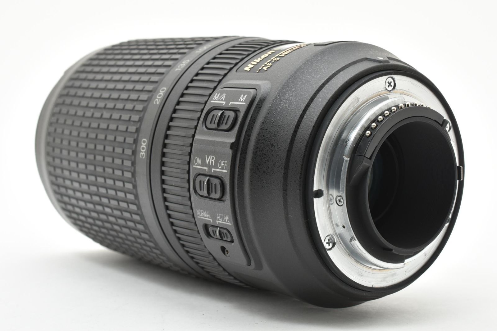 ★極上★Nikon ニコン ED AF-S Nikkor 70-300mm f4.5-5.6G 便利ズーム