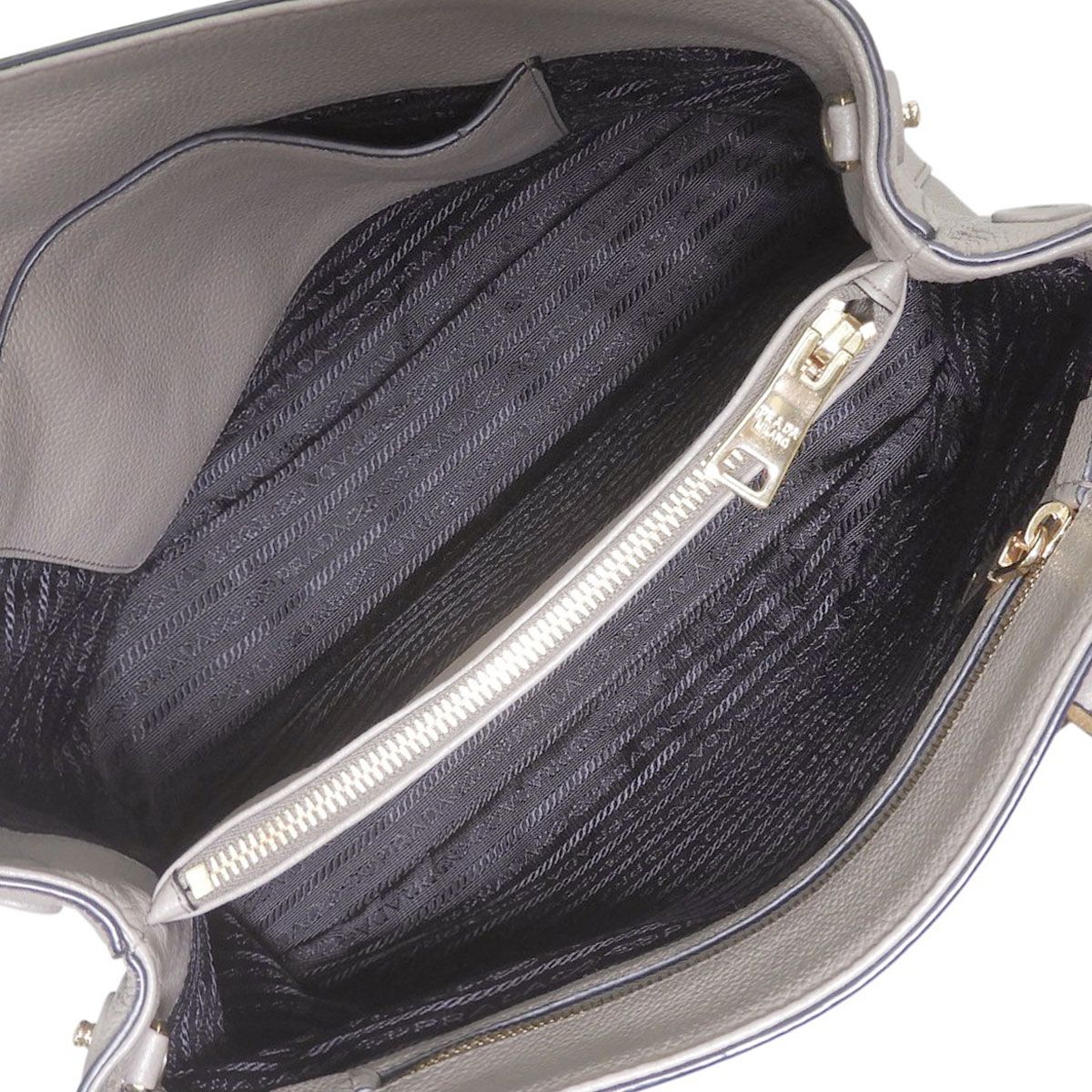 PRADA(プラダ) 2WAY ハンドバッグ ハンドバッグ ショルダー 肩掛け 斜め掛け レザー グレージュ グレー ゴールド金具 レディース 40802189643【中古】【アラモード】 PRADA(プラダ) 2WAY ハンドバッグ ハンドバッグ ショルダー 肩掛け 斜め掛け レザー グレージュ グレー ゴールド金具 レディース 40802189643【中古】【アラモード】