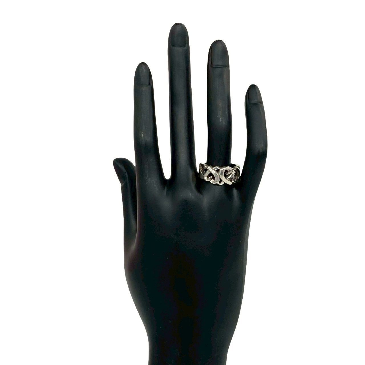 極 美品 TIFFANY&Co. ティファニー トリプル ラビングハート シルバー925 リング 指輪 7号 レディース アクセサリー シルバー 42018 極 美品 TIFFANY&Co. ティファニー トリプル ラビングハート シルバー925 リング 指輪 7号 レディース アクセサリー シルバー 42018