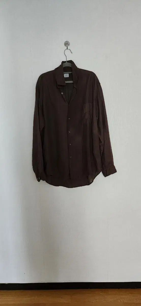 C.P. COMPANY シーピーカンパニー ブラウン リネン 100% シャツ C.P. COMPANY シーピーカンパニー ブラウン リネン 100% シャツ