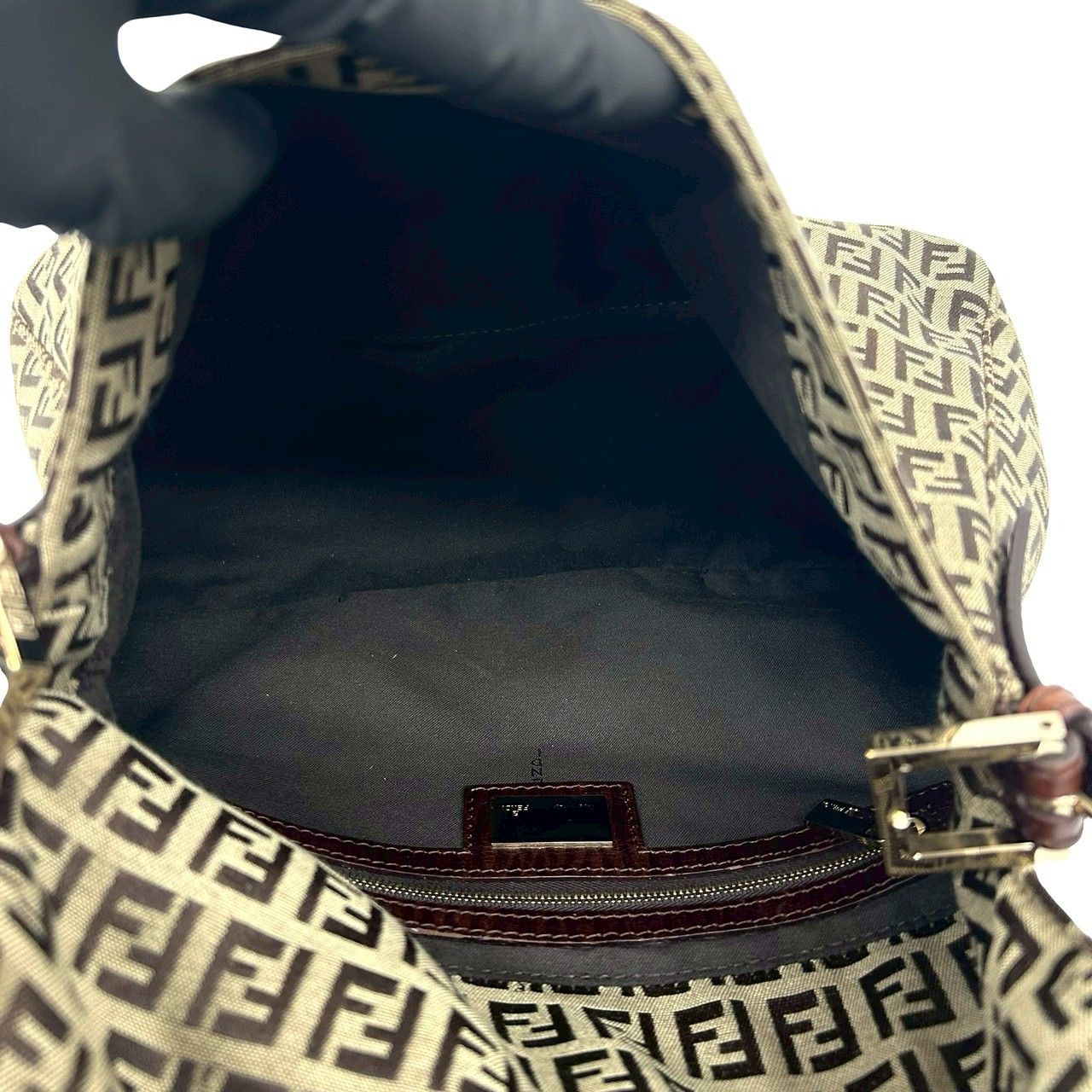 極 美品 FENDI フェンディ ズッキーノ FF 柄 ロゴ 金具 キャンバス レザー 本革 セミ ワン ショルダーバッグ ハンドバッグ ブラウン 76573 極 美品 FENDI フェンディ ズッキーノ FF 柄 ロゴ 金具 キャンバス レザー 本革 セミ ワン ショルダーバッグ ハンドバッグ ブラウン 76573