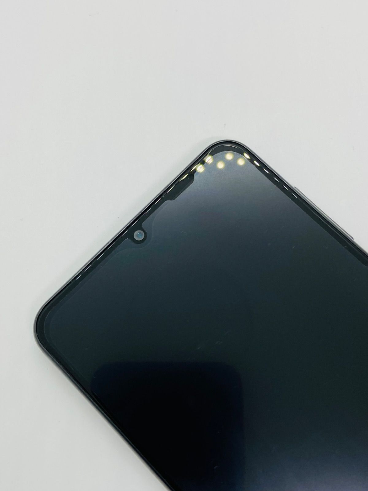 ☆【訳あり品】au Galaxy A32 5G 64GB SCG08 オーサムブラック - メルカリ