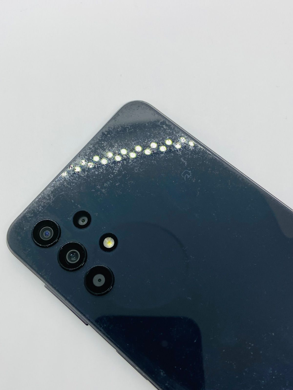 ☆【訳あり品】au Galaxy A32 5G 64GB SCG08 オーサムブラック - メルカリ