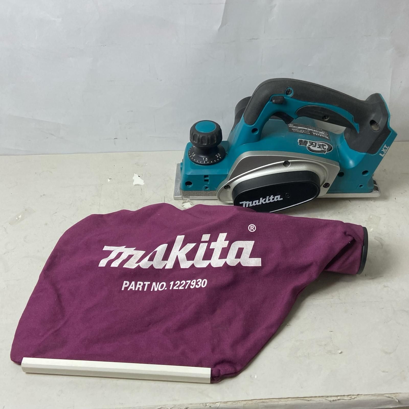 MAKITA マキタ 18V充電式カンナ KP180D ブルー