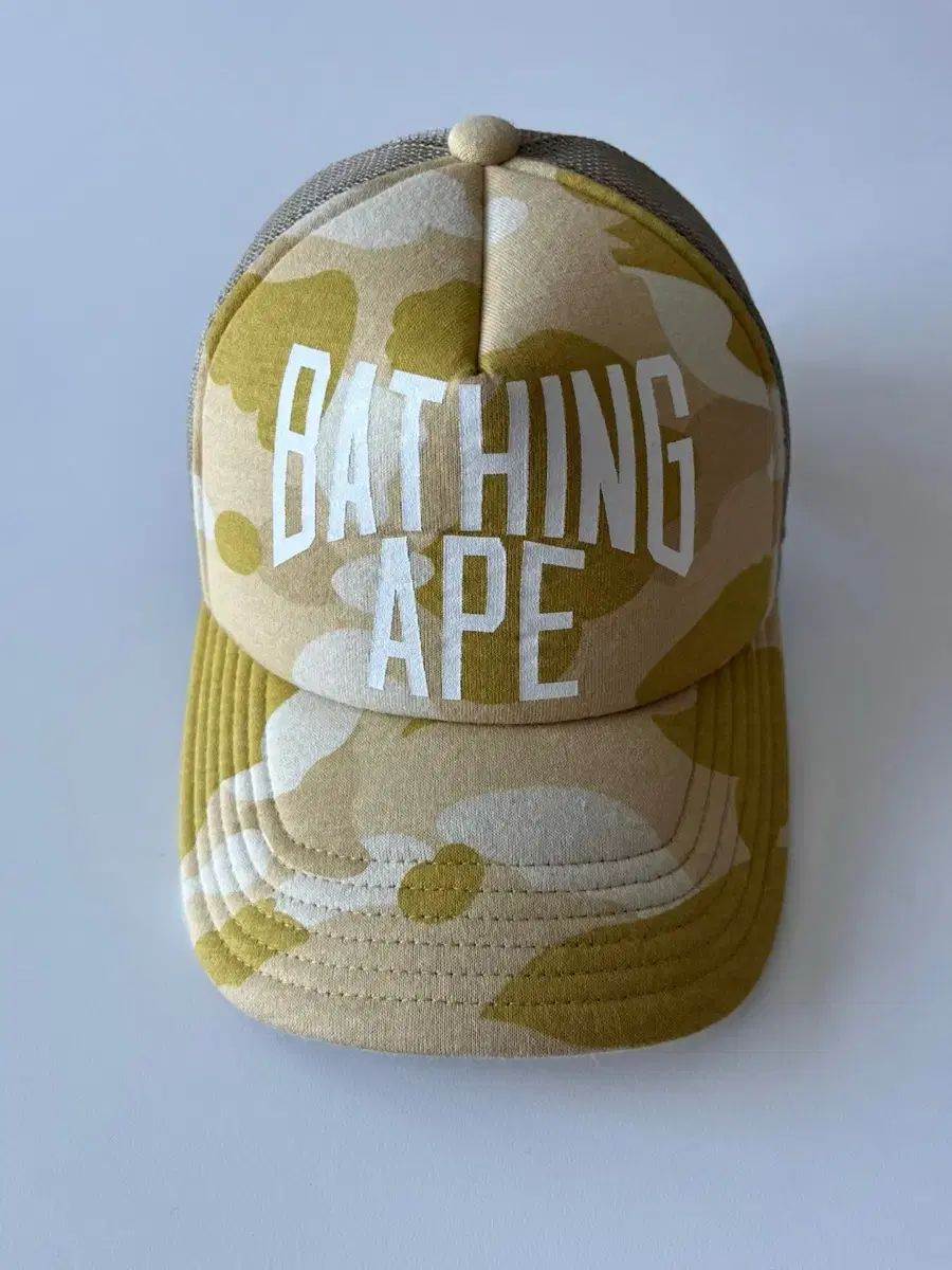 A BATHING APE アベイシングエイプ カラーカモフラ メッシュキャップ 帽子 ウール 黄色 nyc
