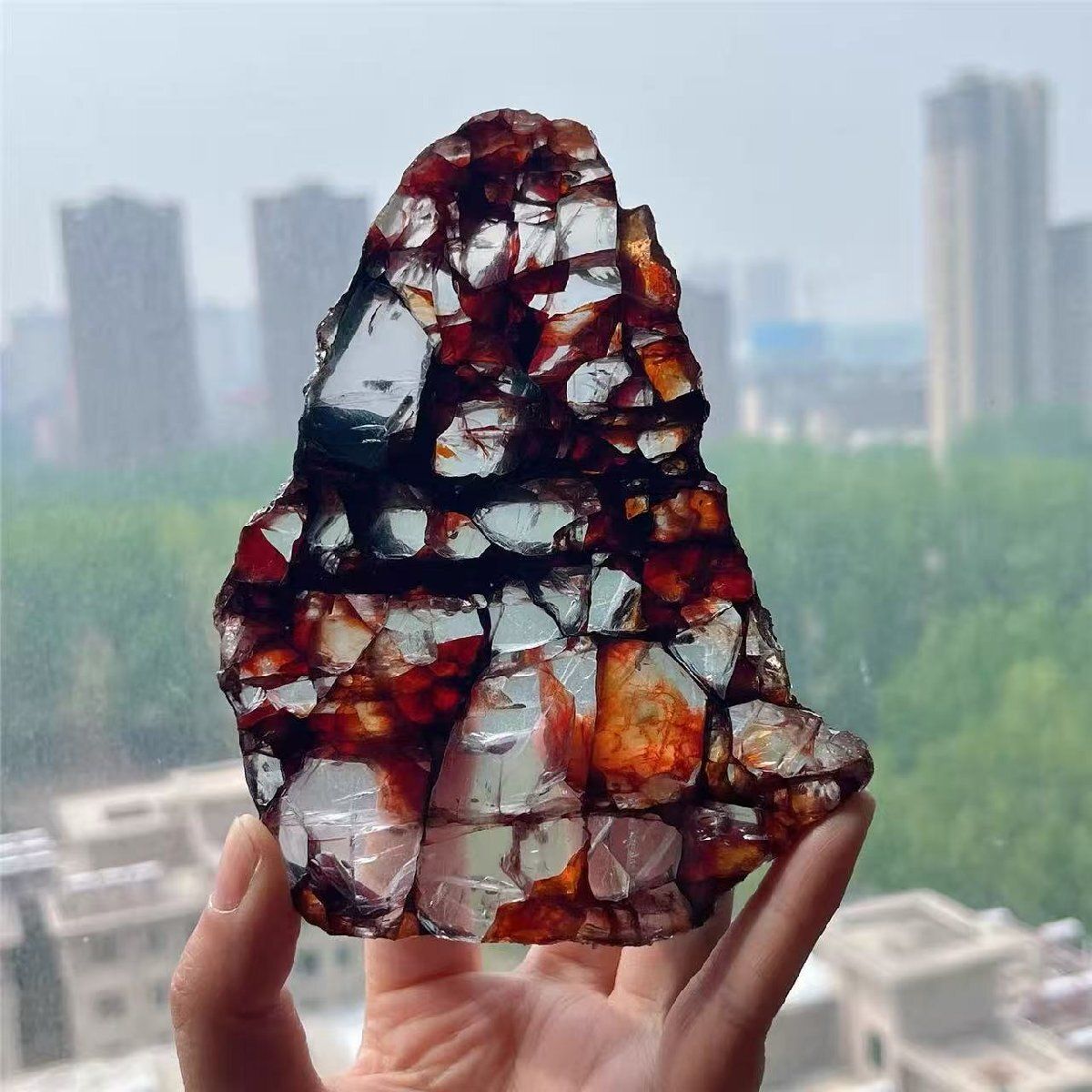 AAAAAAAA級☆極少品☆天然赤ゴム花水晶原石B0501/YS/220C 【公式通販】
