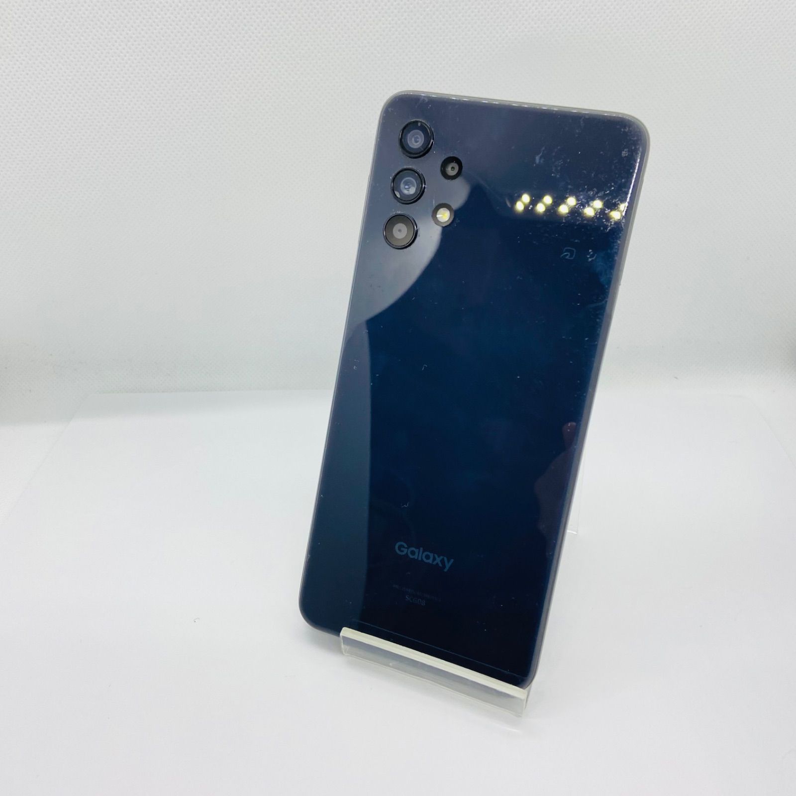 Samsung Galaxy A32 ブラック 本体　訳アリ ☆【訳あり品】au Galaxy A32 5G 64GB SCG08 オーサムブラック - メルカリ