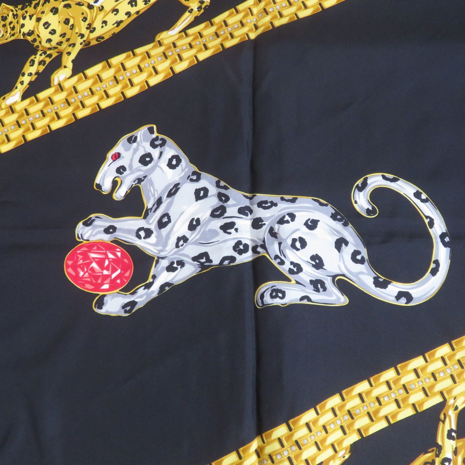 Cartier カルティエ スカーフ マスト ドゥ カルティエ イタリア製