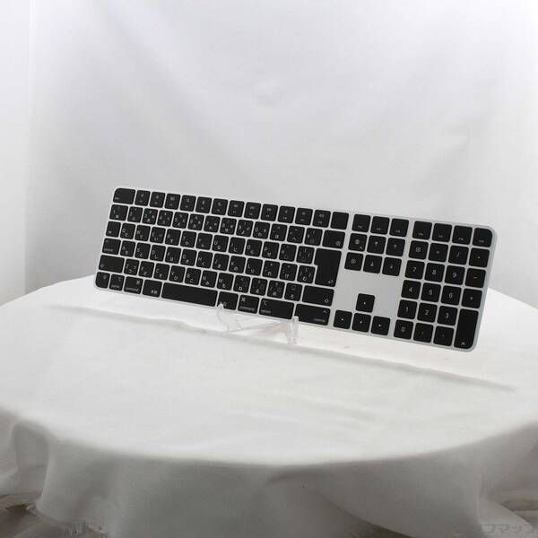 ソフマップ 〔中古品〕 Appleシリコン搭載Macモデル用Touch ID搭載 Magic Keyboard テンキー付き 日本語JIS ブラックキー MMMR3J／A【377】
