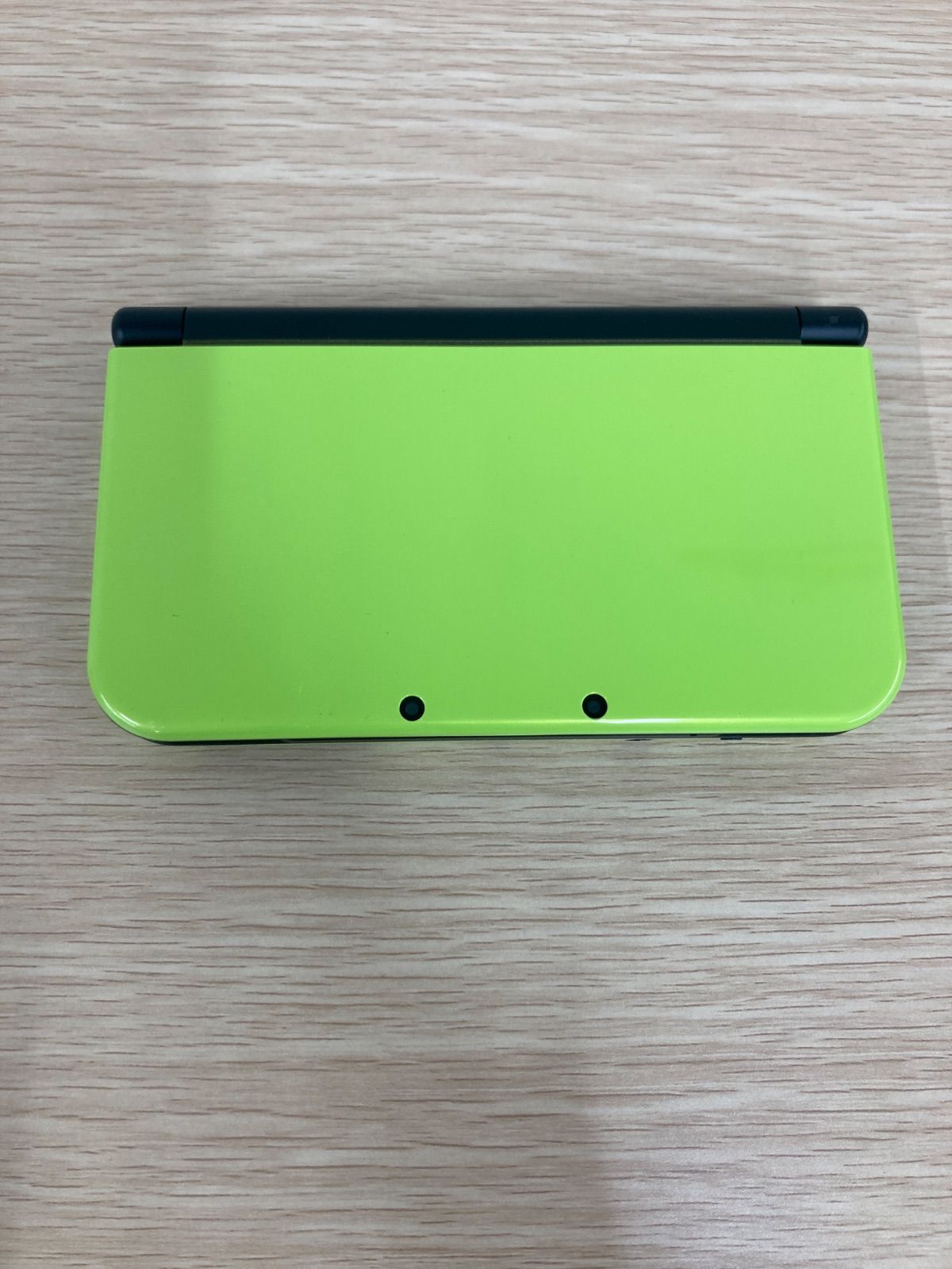 ￥３【初期化通電動作確認済】【A】new Nintendo 3DS LL ライムグリーン 黄緑 【ゲーム機本体】【1】