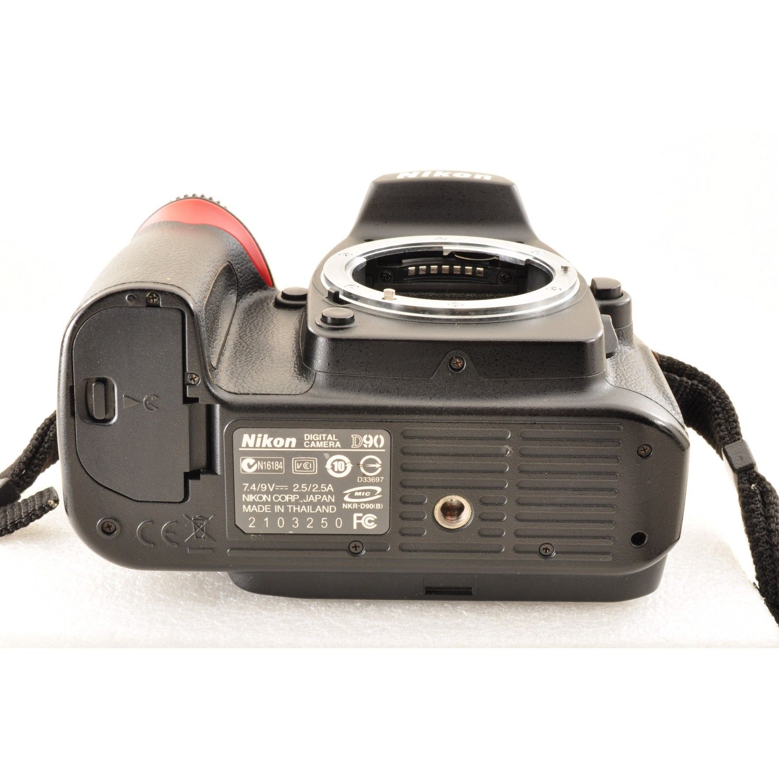 Nikon D90 12.3MP デジタル 一眼レフ カメラ ボディ ニコン シャッター