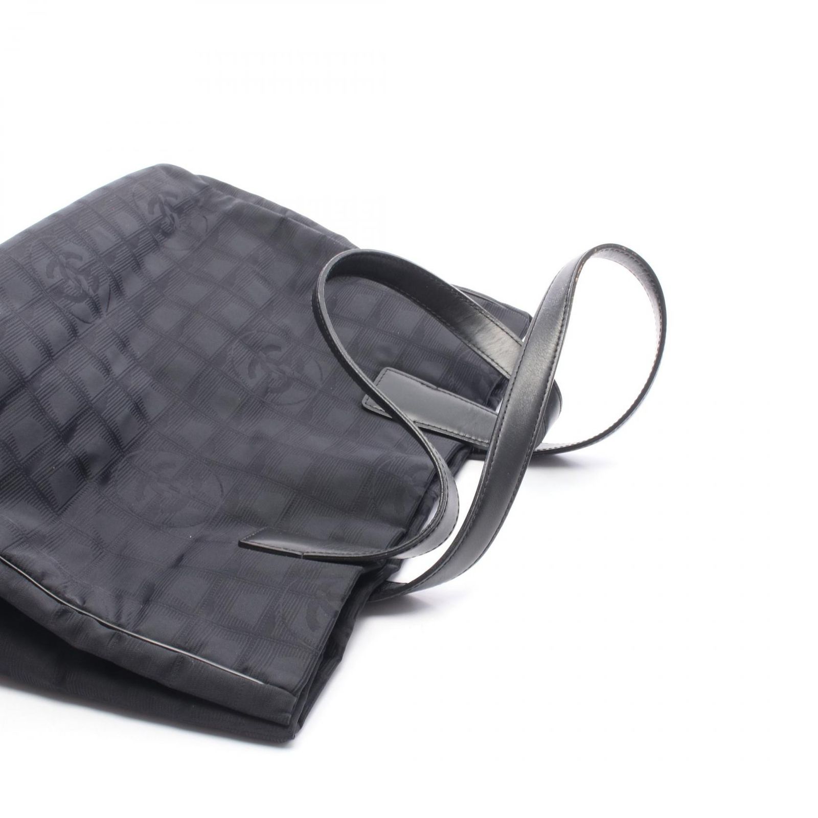 シャネル CHANEL トートバッグ ニュートラベルラインMM A15991 ブラック レザー ニュートラベルライントートMM レディース Used B