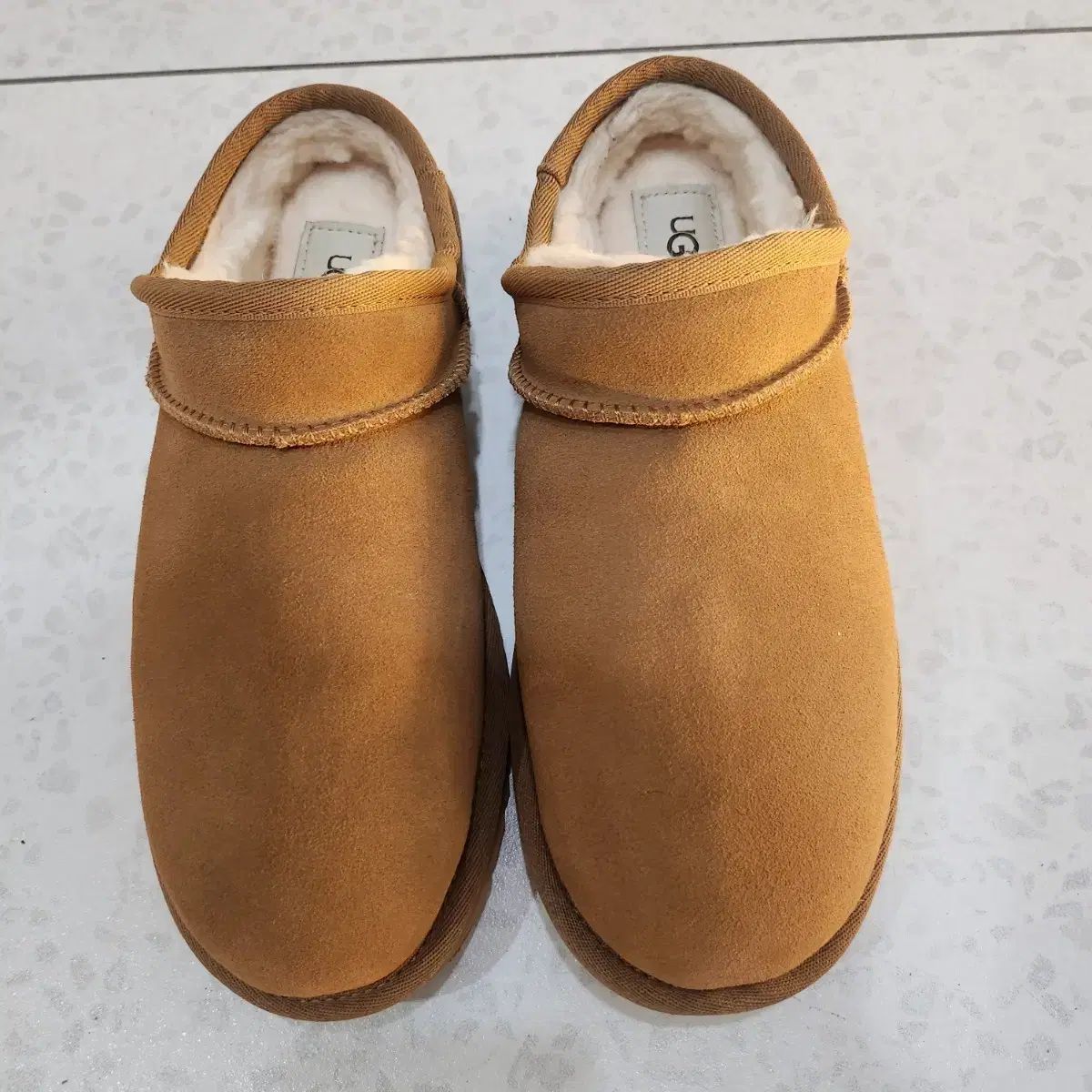 UGG(アグ) スリッパ 250 8サイズ