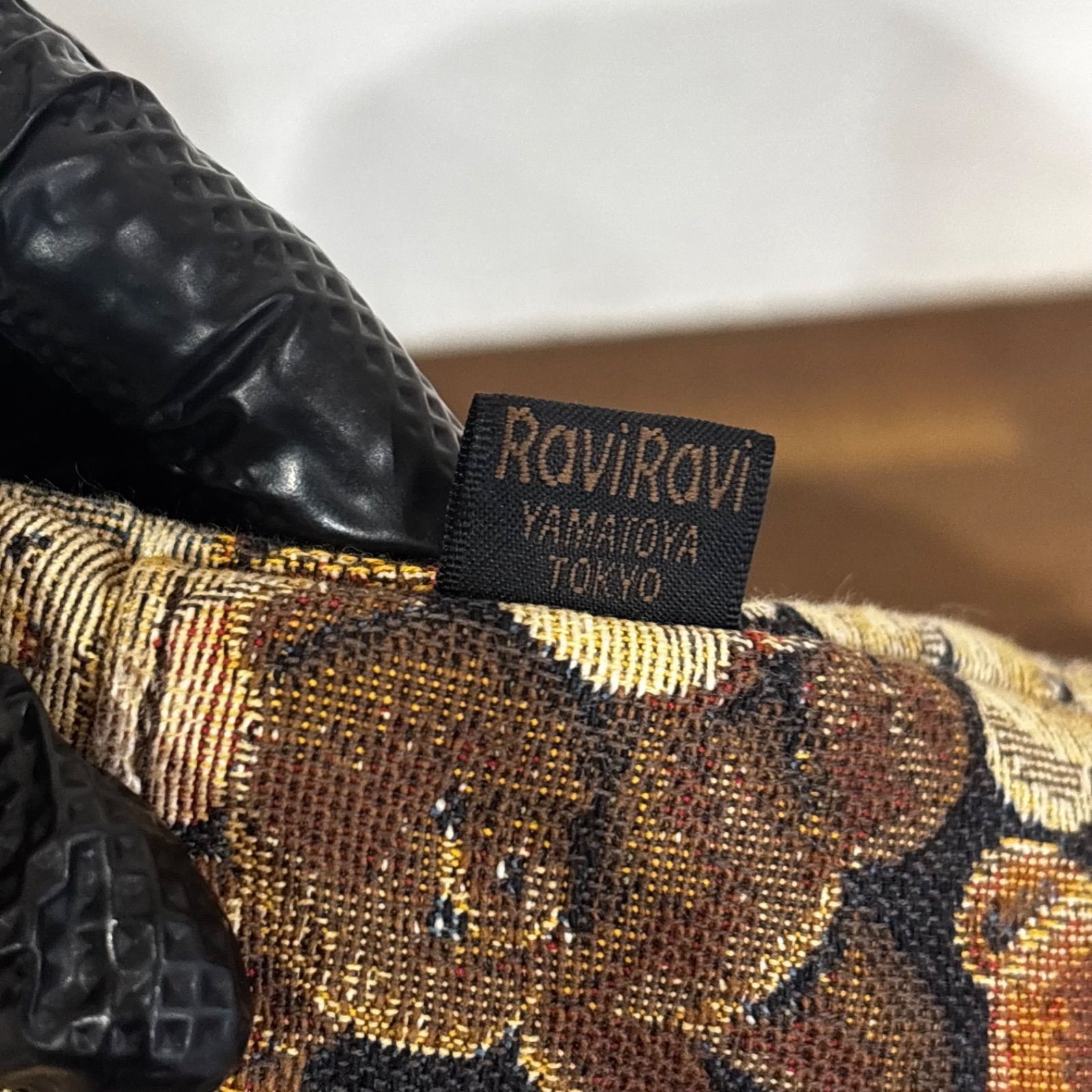くま柄 レディース トートバッグ ヤマト屋 RAVIRAVI ゴブラン織り 
