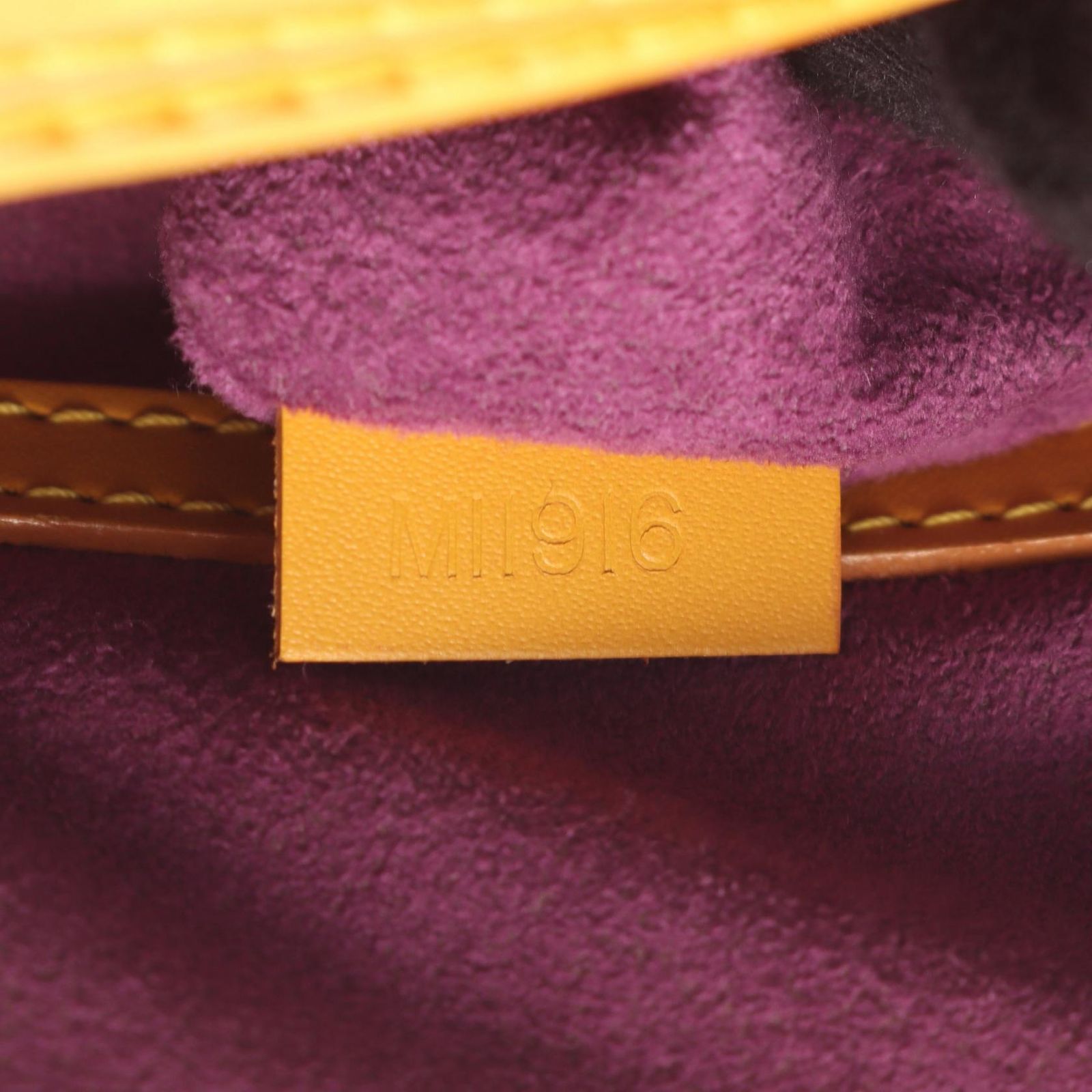 ルイ・ヴィトン LOUIS VUITTON ハンドバッグ アルマ エピ タッシリイエロー 2WAY M52149 タッシリイエロー レザー アルマ レディース Used B