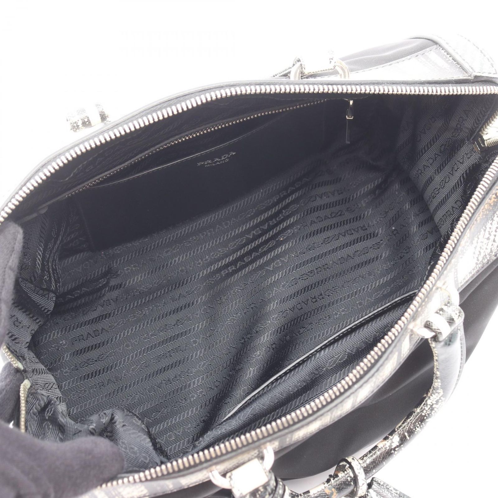 プラダ PRADA ハンドバッグ TESSUTO + SAFFIANO 2WAY ブラック ホワイト ナイロン サフィアーノレザー ハンドバッグ レディース Used B プラダ PRADA ハンドバッグ TESSUTO + SAFFIANO 2WAY ブラック ホワイト ナイロン サフィアーノレザー ハンドバッグ レディース Used B
