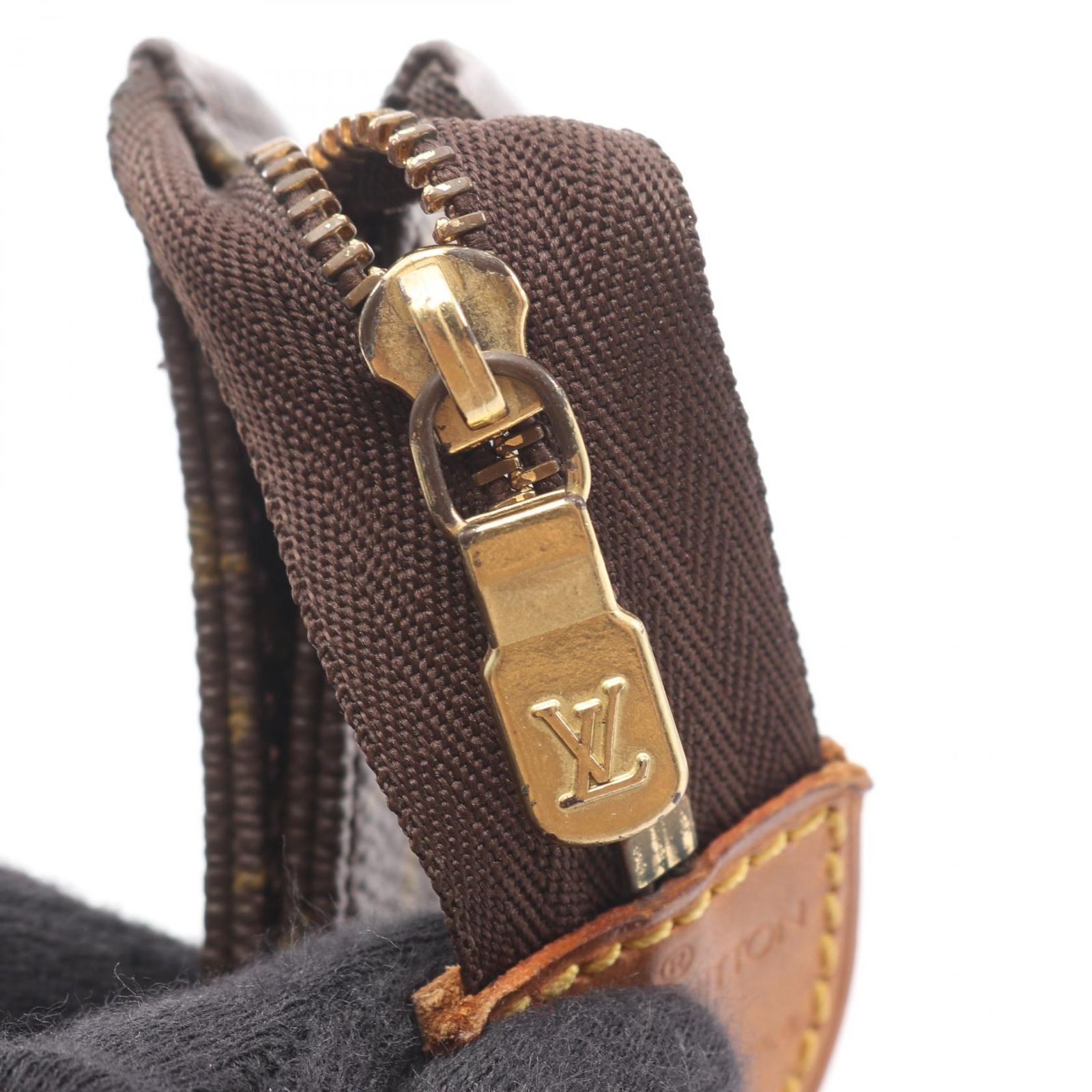 ルイ・ヴィトン LOUIS VUITTON ポーチ ポッシュトワレット 19