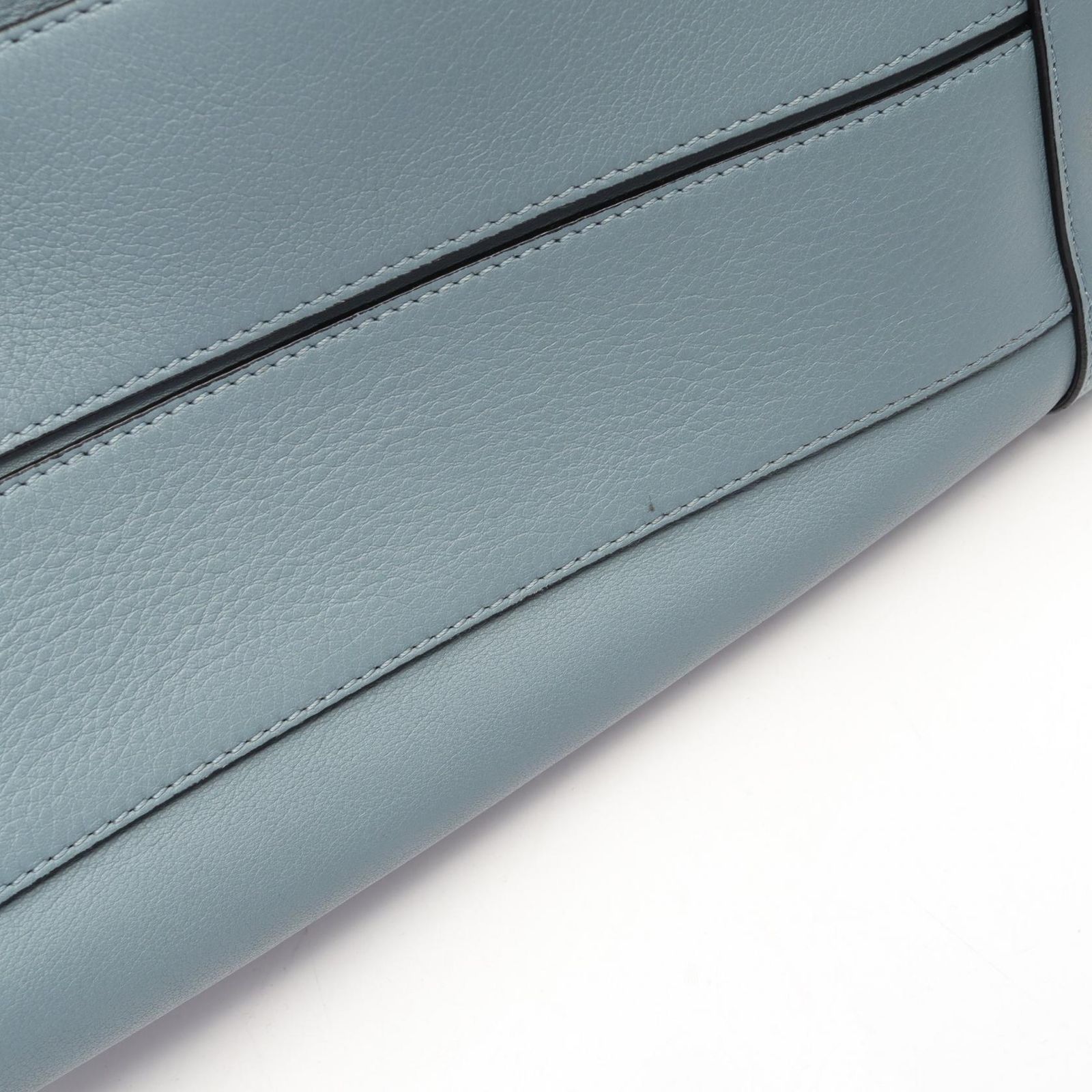 ロエベ LOEWE ハンドバッグ アマソナ36 2WAY ブルーグレー レザー アマソナ36 レディース Used A ロエベ LOEWE ハンドバッグ アマソナ36 2WAY ブルーグレー レザー アマソナ36 レディース Used A
