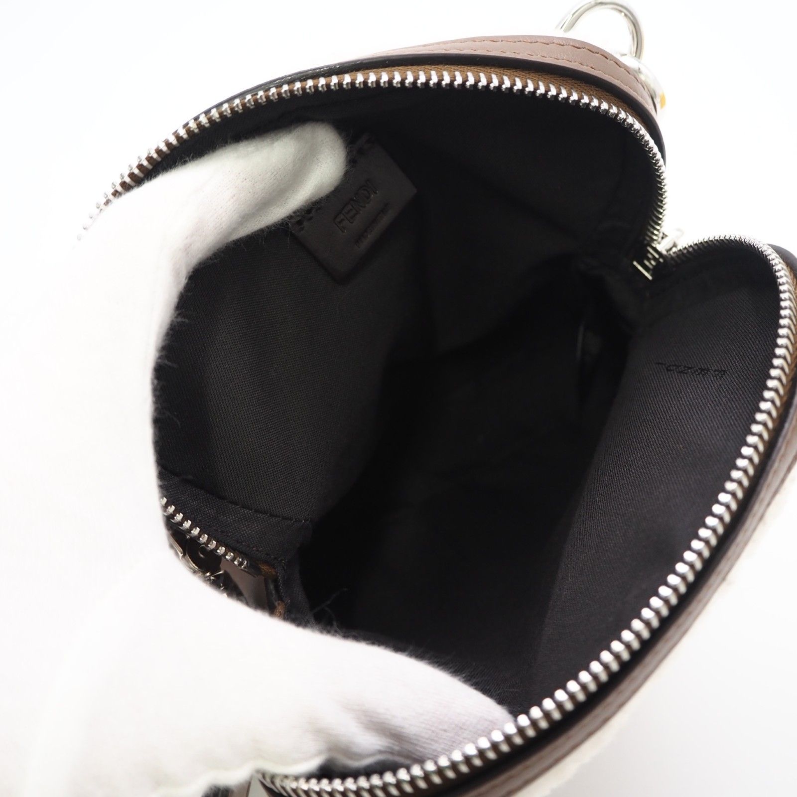 ☆3日以内返品可☆ 極美品 FENDI フェンディ FFロゴ トースト型
