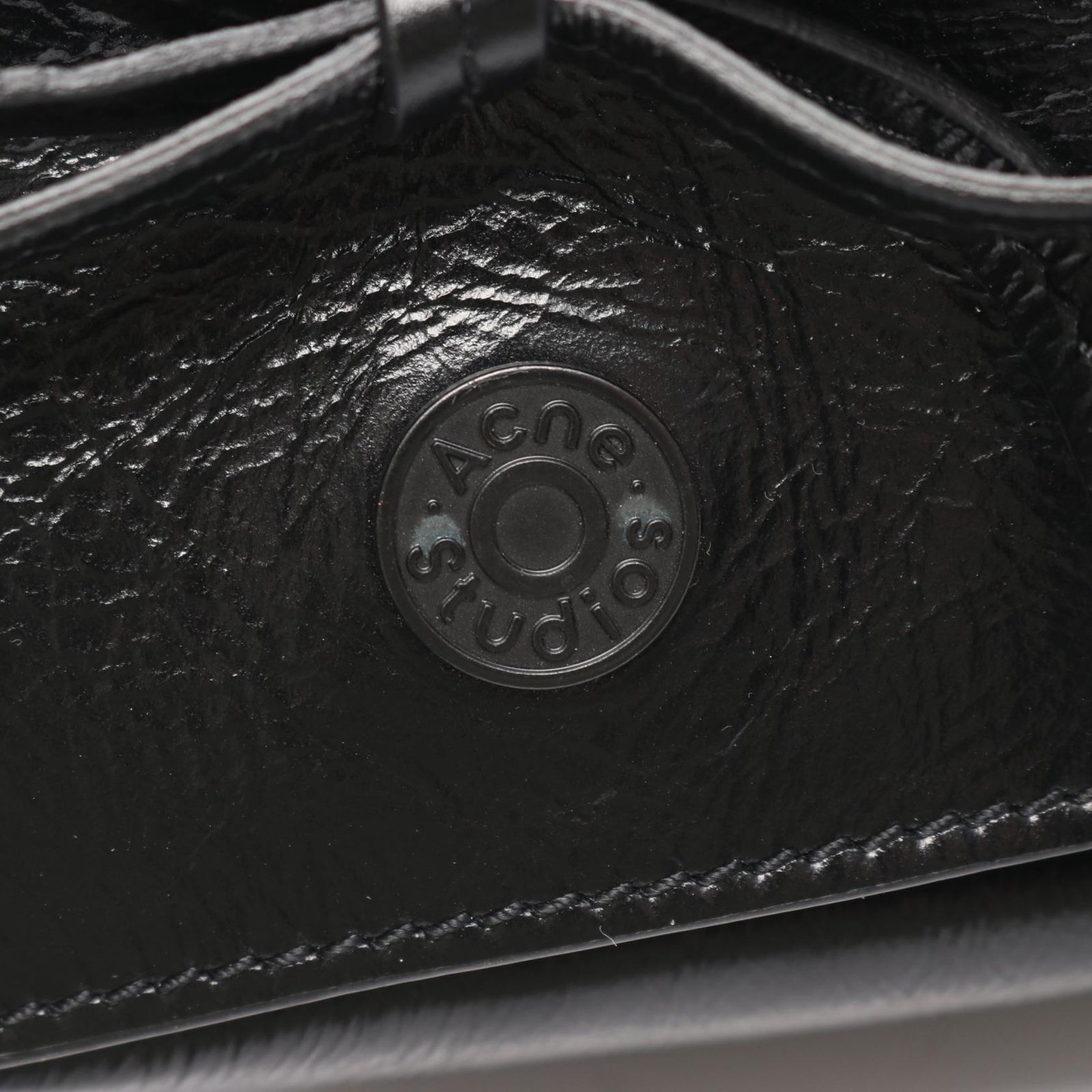 アクネストゥディオズ ACNE STUDIOS ハンドバッグ マルチポケット マイクロ ブラック レザー Multipocket 2wayハンドバッグ レディース Used A アクネストゥディオズ ACNE STUDIOS ハンドバッグ マルチポケット マイクロ ブラック レザー Multipocket 2wayハンドバッグ レディース Used A