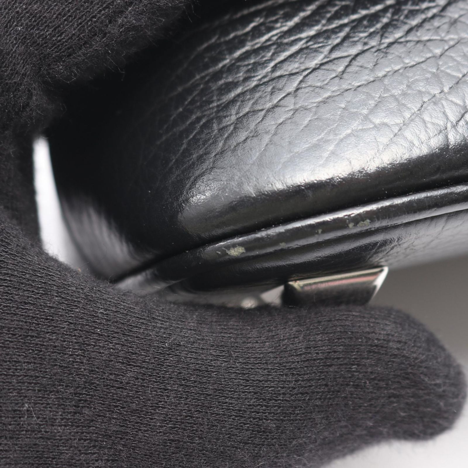 メゾンマルジェラ11 Maison Margiela 11 ハンドバッグ 5AC マイクロ 2WAY S56WG0081 ブラック レザー 5AC マイクロ レディース Used C メゾンマルジェラ11 Maison Margiela 11 ハンドバッグ 5AC マイクロ 2WAY S56WG0081 ブラック レザー 5AC マイクロ レディース Used C
