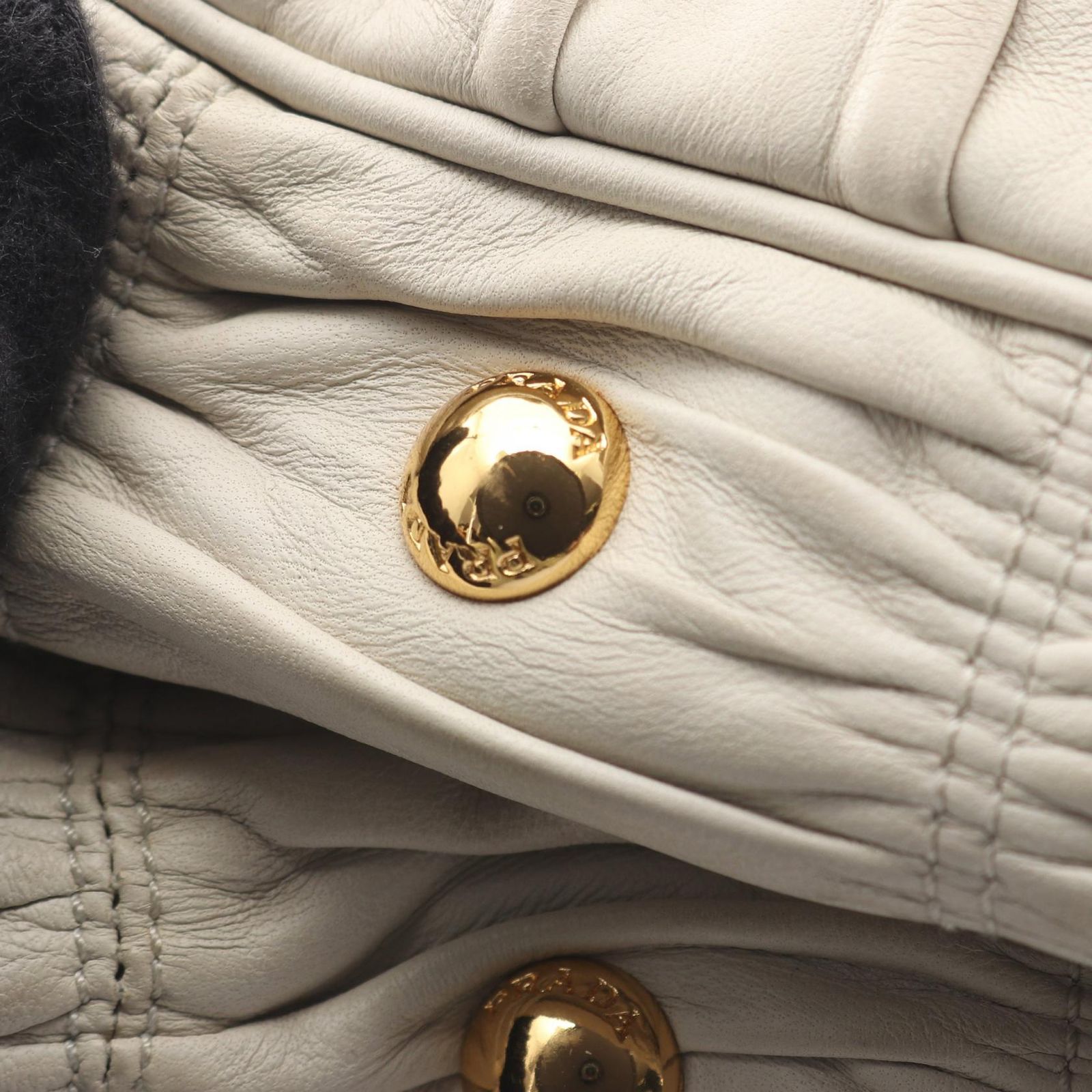プラダ PRADA ハンドバッグ NAPPA GAUFRE' 2WAY ギャザー B1407M ライトグレー レザー ギャザー 2wayハンド レディース Used B プラダ PRADA ハンドバッグ NAPPA GAUFRE' 2WAY ギャザー B1407M ライトグレー レザー ギャザー 2wayハンド レディース Used B