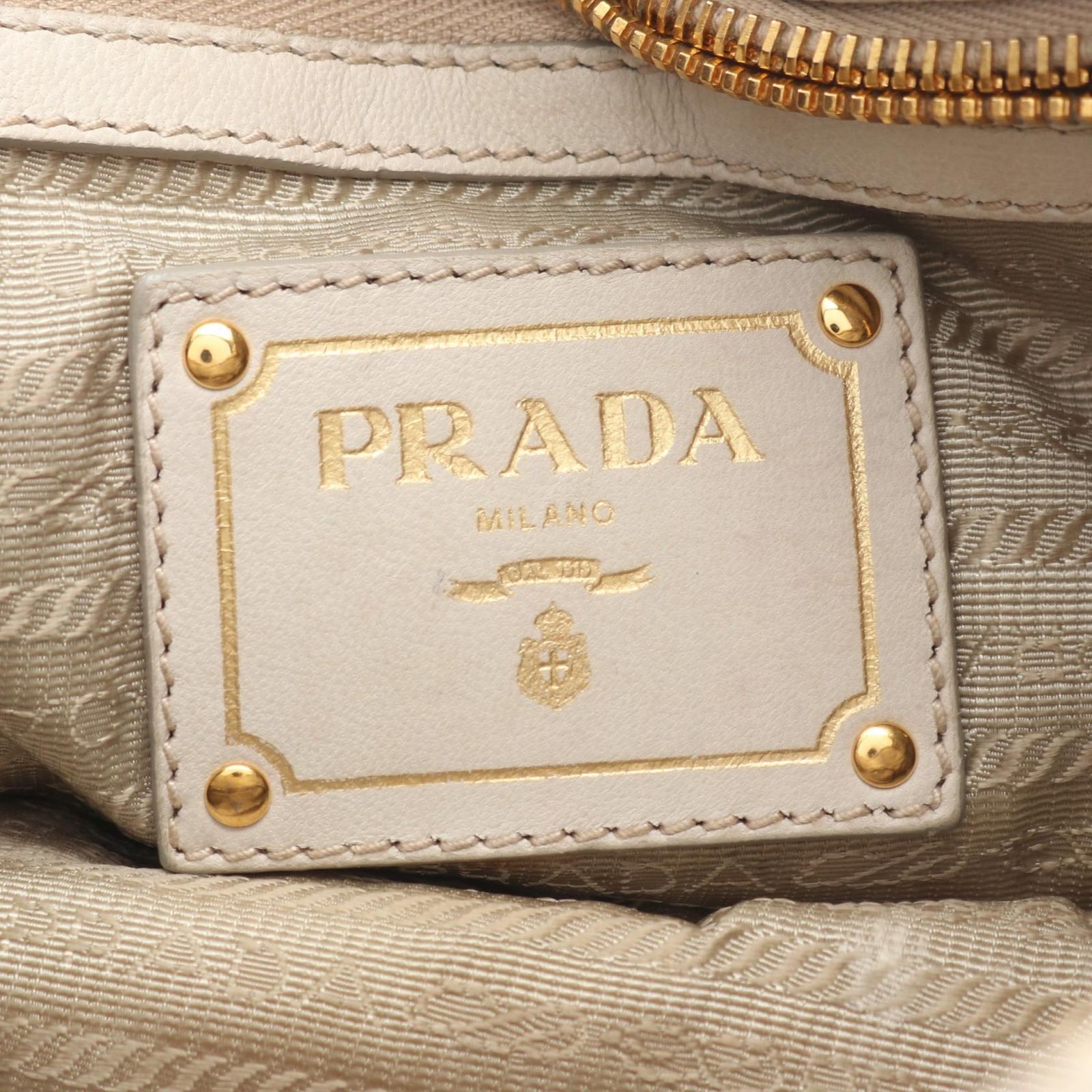 プラダ PRADA ハンドバッグ NAPPA GAUFRE' 2WAY ギャザー B1407M ライトグレー レザー ギャザー 2wayハンド レディース Used B プラダ PRADA ハンドバッグ NAPPA GAUFRE' 2WAY ギャザー B1407M ライトグレー レザー ギャザー 2wayハンド レディース Used B