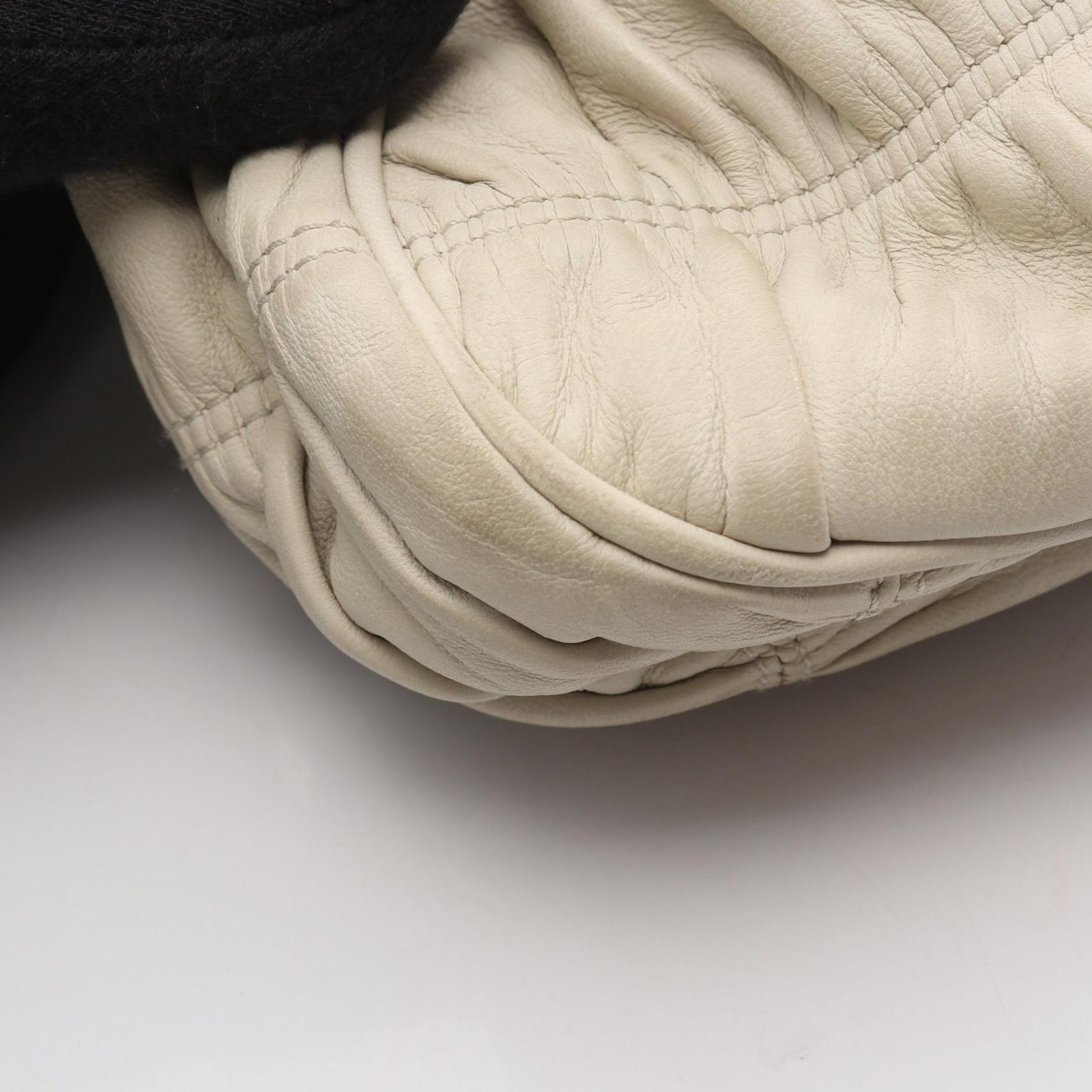 プラダ PRADA ハンドバッグ NAPPA GAUFRE' 2WAY ギャザー B1407M ライトグレー レザー ギャザー 2wayハンド レディース Used B プラダ PRADA ハンドバッグ NAPPA GAUFRE' 2WAY ギャザー B1407M ライトグレー レザー ギャザー 2wayハンド レディース Used B
