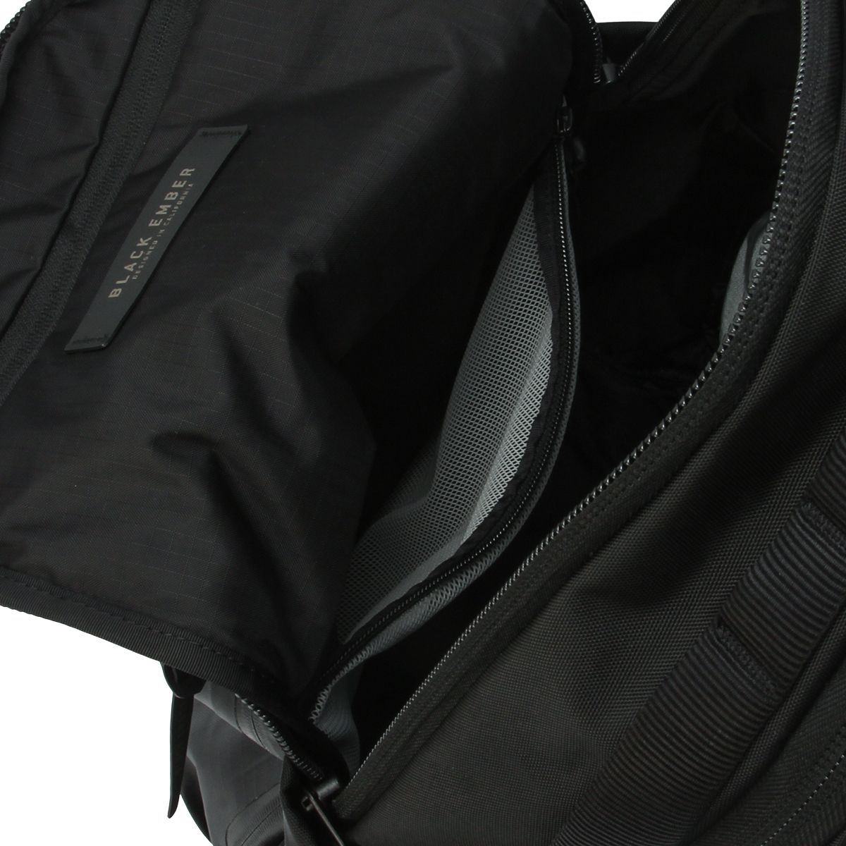 【メーカー正規品】ブラックエンバー リュック バックパック メンズ ブランド A4 22L BLACK EMBER 7224001 【メーカー正規品】ブラックエンバー リュック バックパック メンズ ブランド A4 22L BLACK EMBER 7224001
