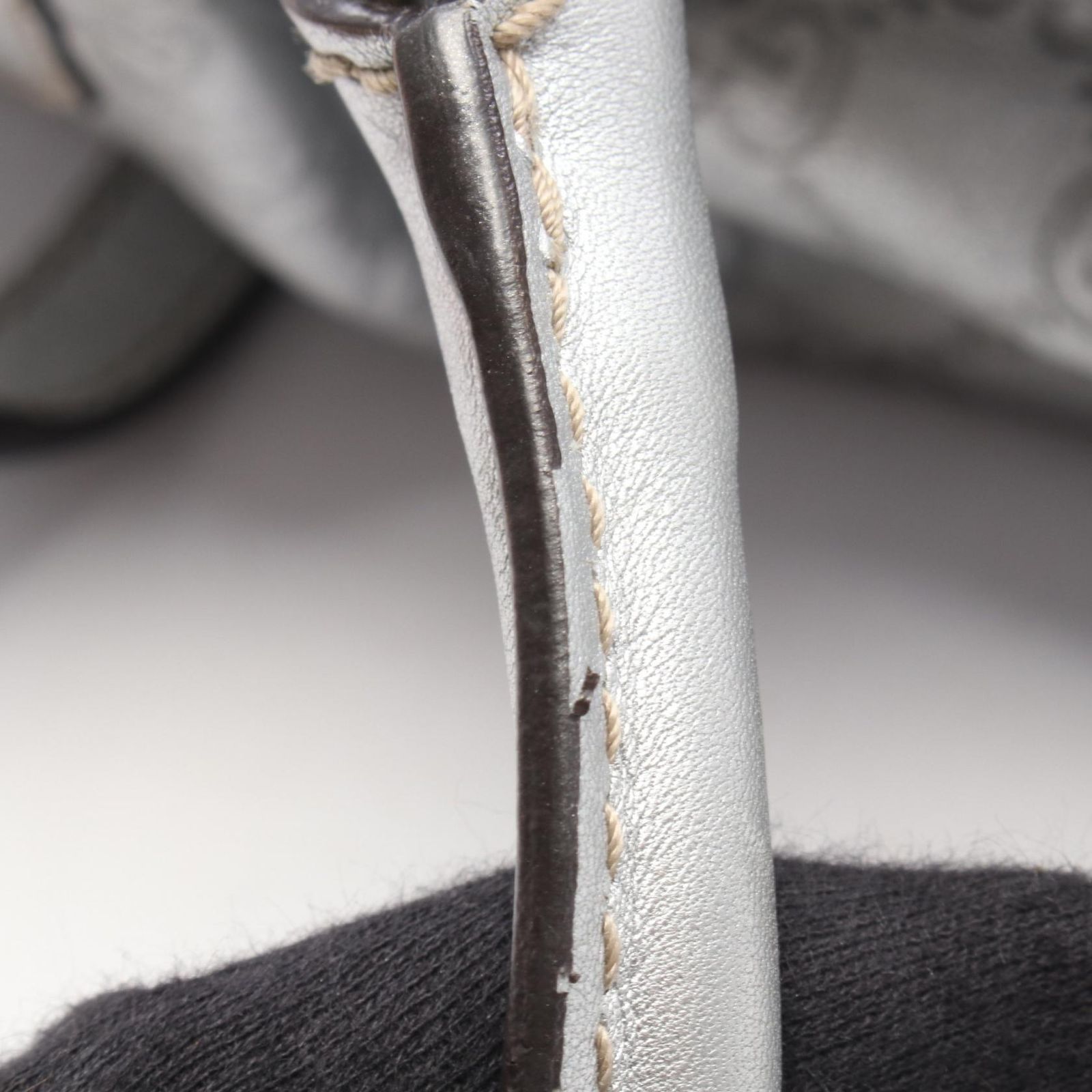 グッチ GUCCI ハンドバッグ スーキー グッチシマ 2WAY 223974 シルバー レザー スーキー 2wayショルダー レディース Used B