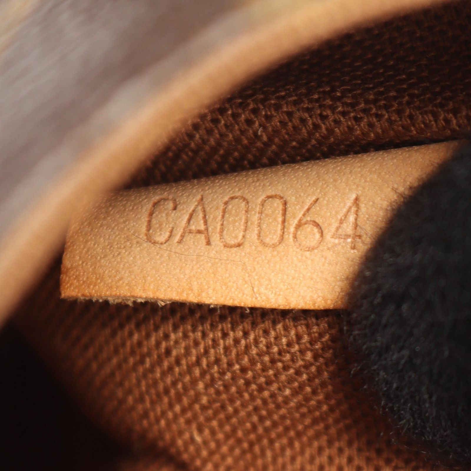 ルイ・ヴィトン LOUIS VUITTON ウエストバッグ ボディバッグ ポシェットガンジュ M51870 PVCコーティングキャンバス レザー ポシェット ガンジュ ユニセックス Used B