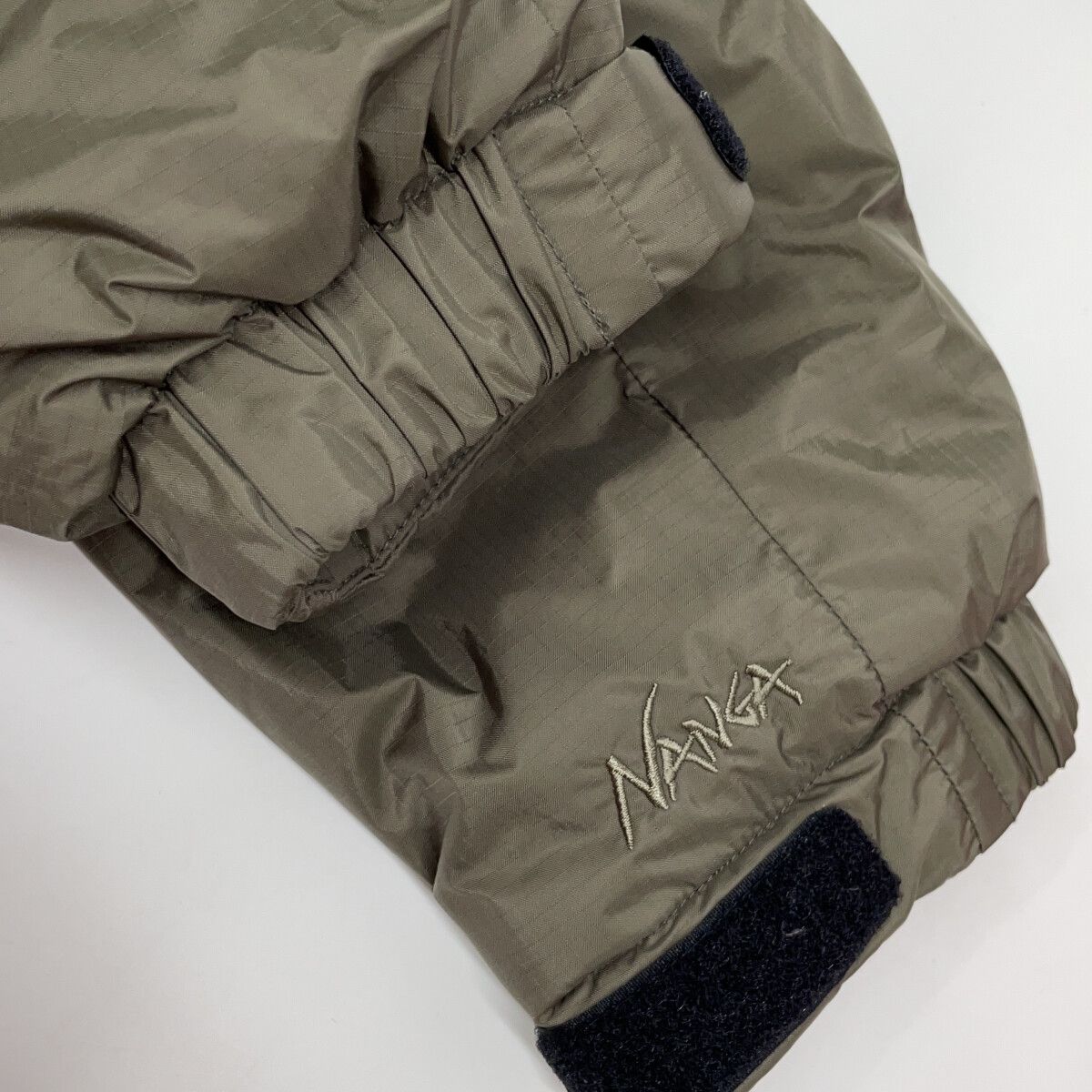 NANGA ナンガ 25年 ND2442-1A005 M.GRY ｶｰｷ AURORA TEX DOWN JACKET W ｵｰﾛﾗﾃｯｸｽ ﾀﾞｳﾝｼﾞｬｹｯﾄ WS