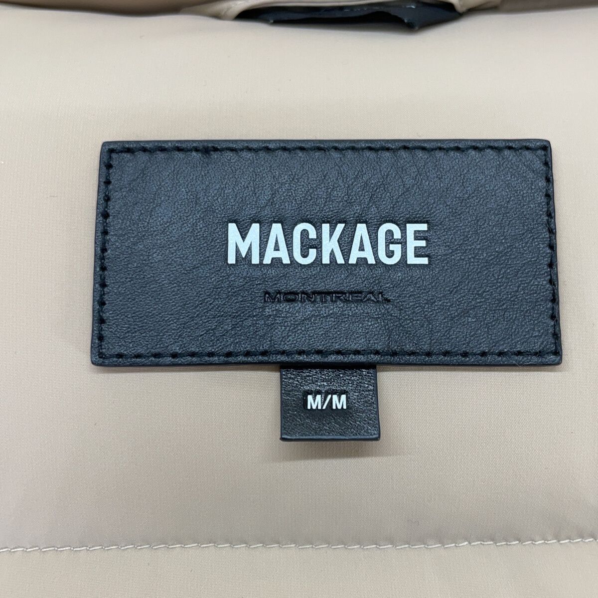 Mackage マッカージュ ﾍﾞｰｼﾞｭ 11812624-1A CALLA-F ﾌｨﾝﾗｸｰﾝﾌｧｰ ﾀﾞｳﾝｺｰﾄ M/M