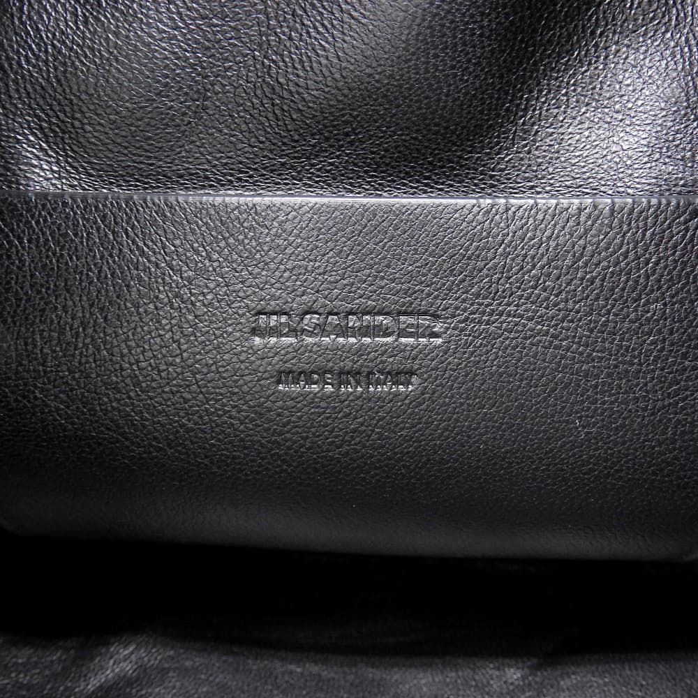 JIL SANDER ジルサンダー DUMPLING キャンバス レザー リバーシブル バッグ ショルダーバッグ レディース アイボリー×ブラック j07wg0027 JIL SANDER ジルサンダー DUMPLING キャンバス レザー リバーシブル バッグ ショルダーバッグ レディース アイボリー×ブラック j07wg0027
