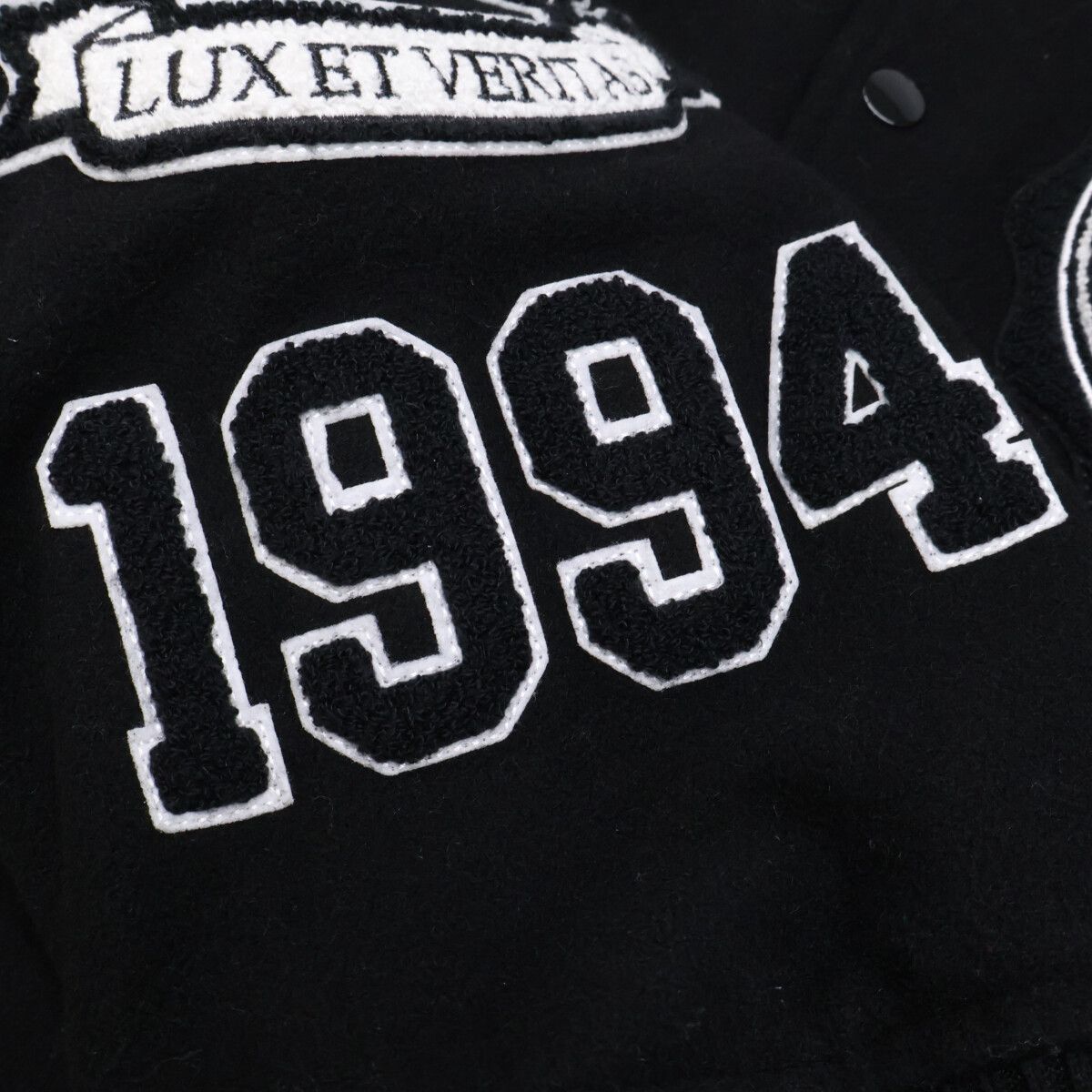 Supreme シュプリーム 24FW ﾌﾞﾗｯｸ×ﾎﾜｲﾄ Veritas Varsity Jacket M 