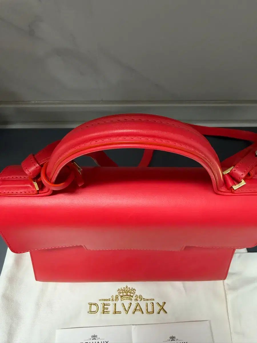 Delvaux（デルヴォー） タンペート MM