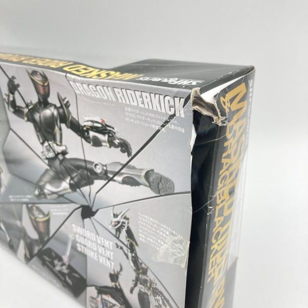 【中古】箱傷み)バンダイ S.H.Figuarts 仮面ライダーリュウガ & ドラグブラッカー/仮面ライダー龍騎[6]