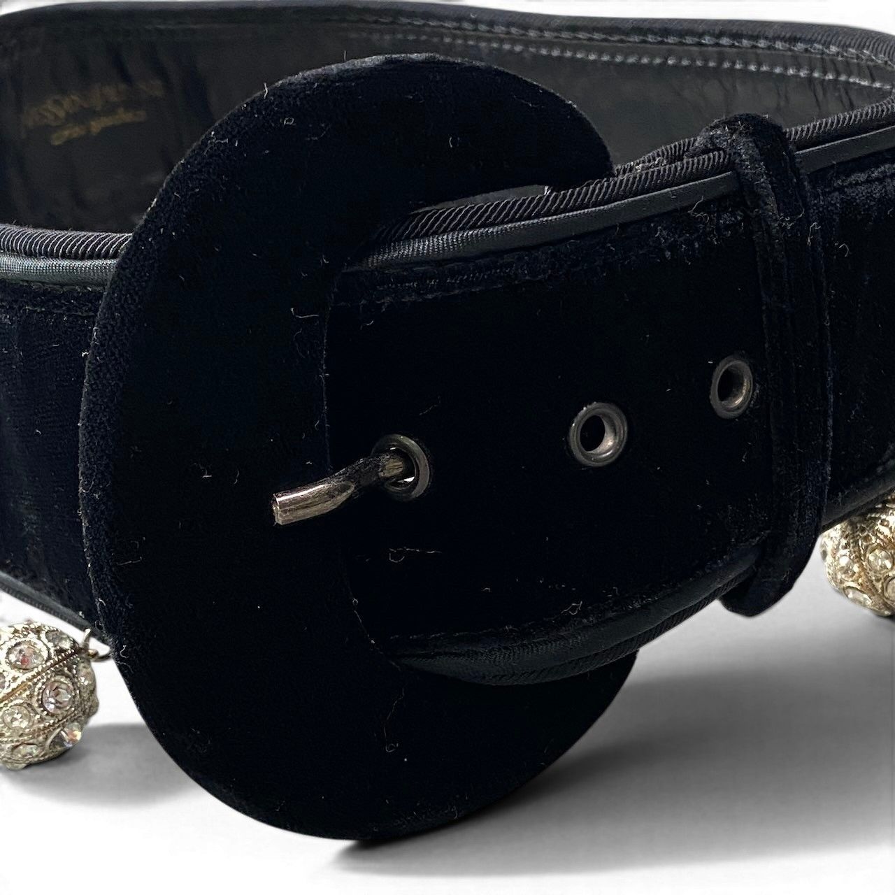 e8 YVESSAINTLAURENT リブゴーシュ ヴィンテージ ベルト ベルベット フランス製 1 ブラック レディース 女性用u02t e8 YVESSAINTLAURENT リブゴーシュ ヴィンテージ ベルト ベルベット フランス製 1 ブラック レディース 女性用u02t
