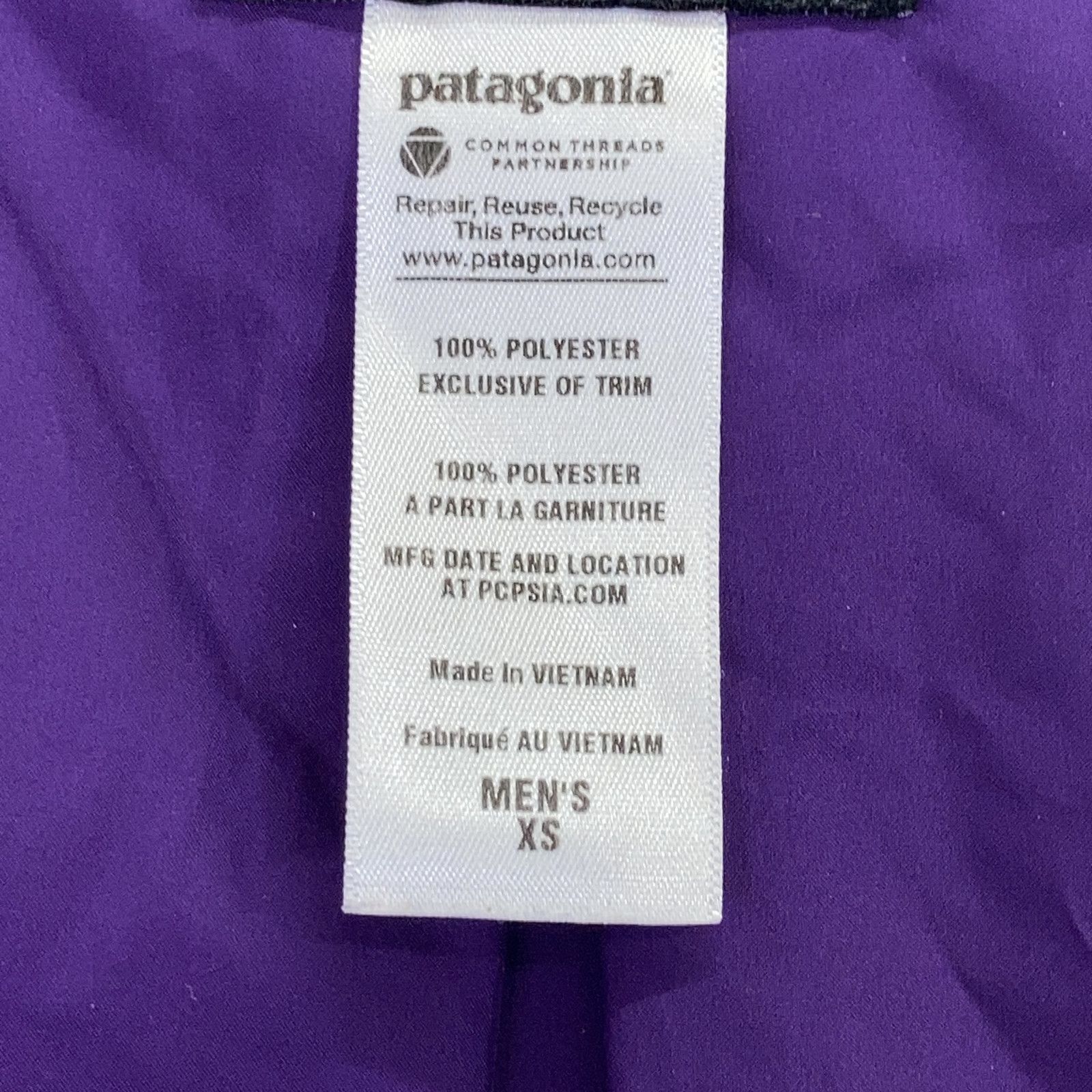 patagonia パタゴニア 23060FA13 雪柄 ﾒﾝｽﾞ ｸﾗｼｯｸ ﾚﾄﾛX ｶｰﾃﾞｨｶﾞﾝ XS