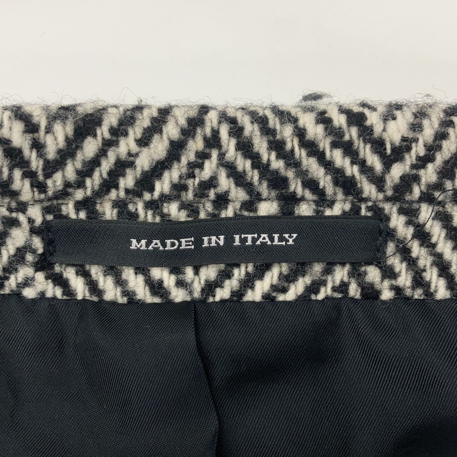 TAGLIATORE タリアトーレ CFBL13B ヘリンボーンチェスター 44 TAGLIATORE タリアトーレ CFBL13B ヘリンボーンチェスター 44