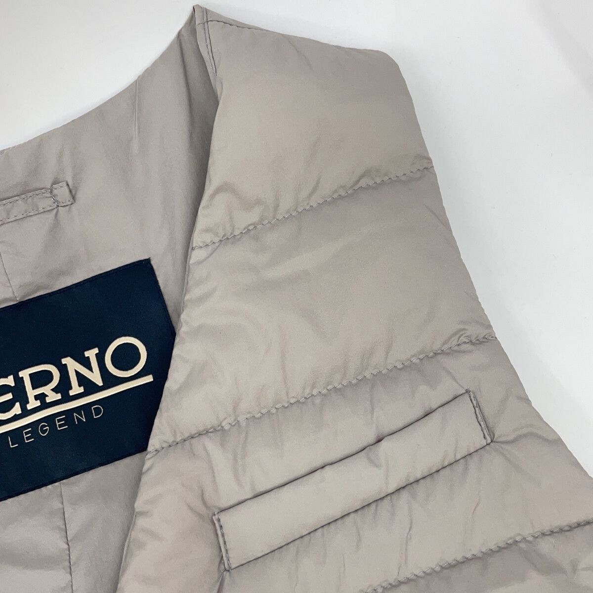 HERNO ヘルノ Pl002ULE-19288-1800 アイスグレー インナー ダウン ジレ 44 HERNO ヘルノ Pl002ULE-19288-1800 アイスグレー インナー ダウン ジレ 44