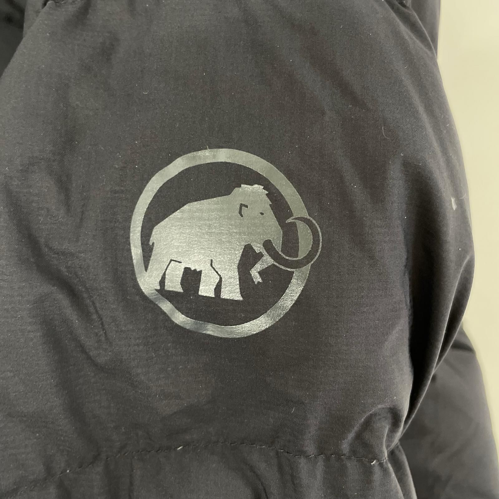 MAMMUT マムート ブラック エクセロン インサーレション フーデッド ジャケット XS MAMMUT マムート ブラック エクセロン インサーレション フーデッド ジャケット XS