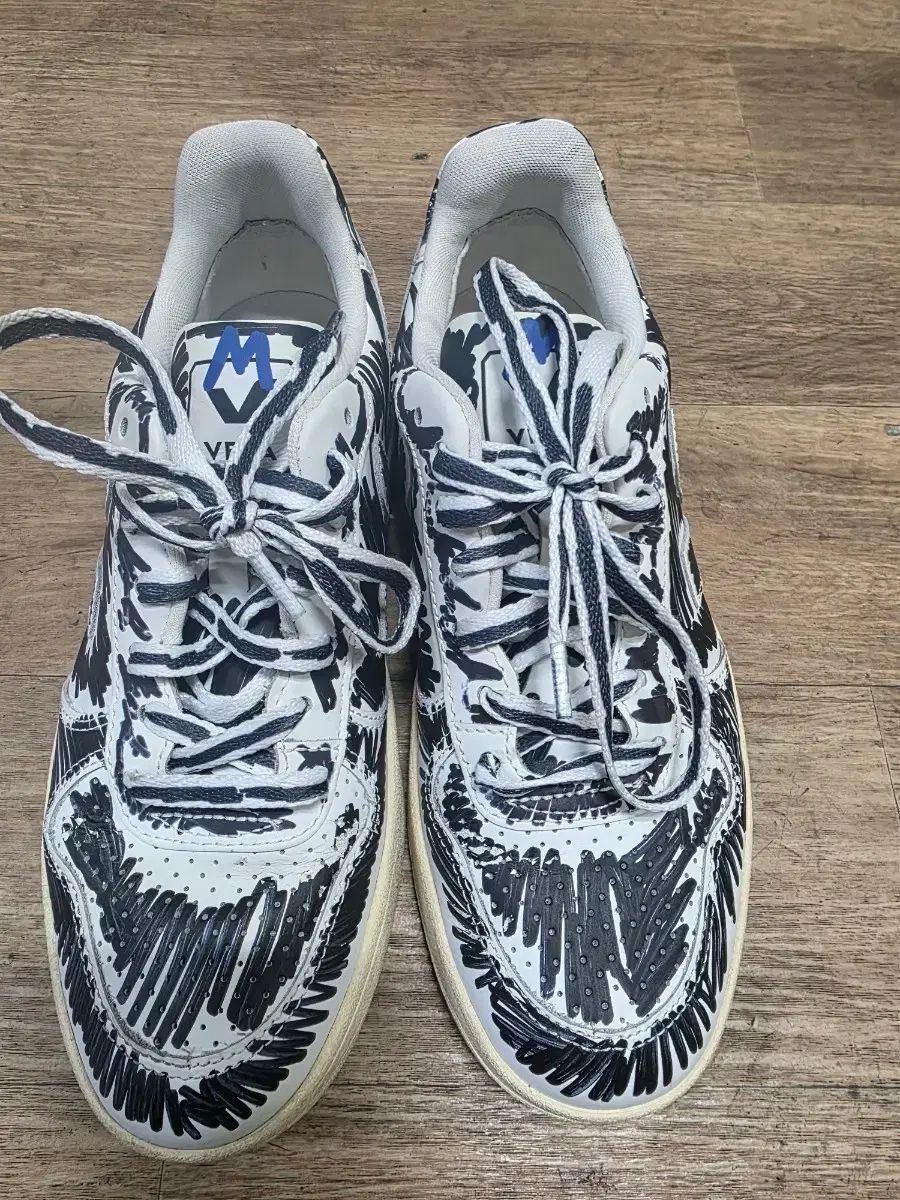 VEJA マルニ コラボ プリンティング スニーカー