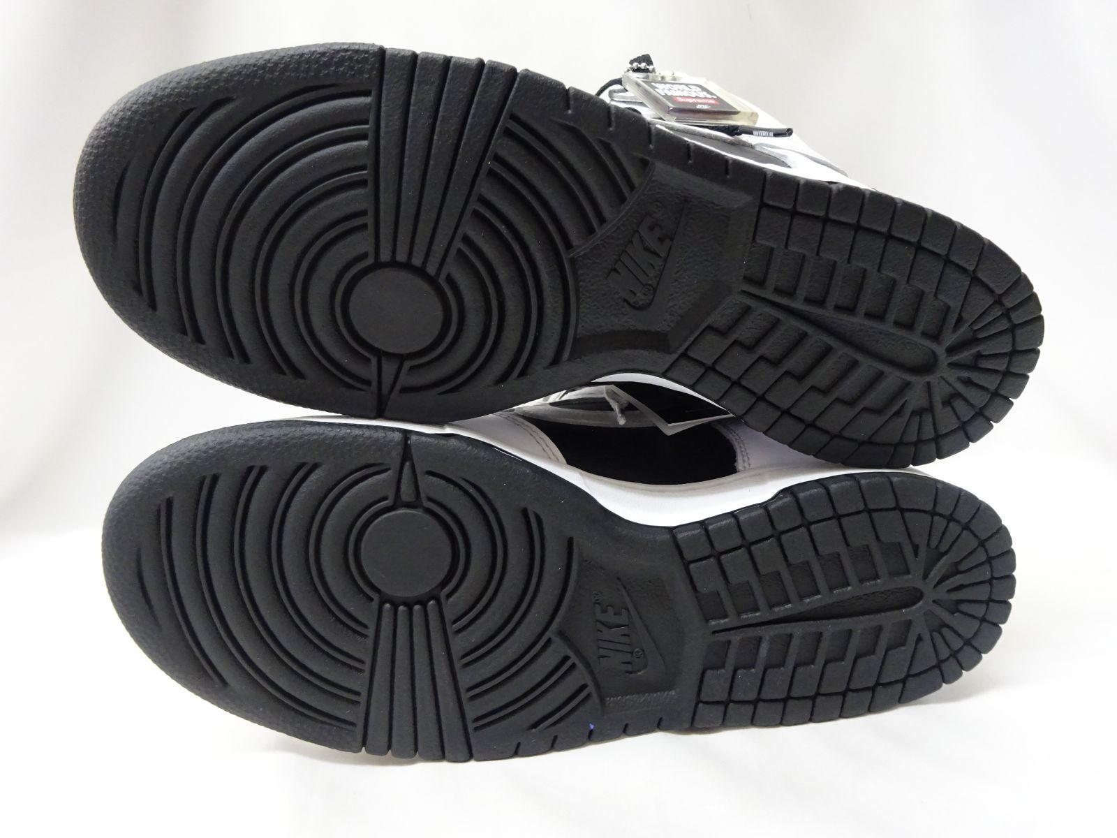 未使用黒タグ付】NIKE SB Supreme Dunk High DN3741-002 ブラック 