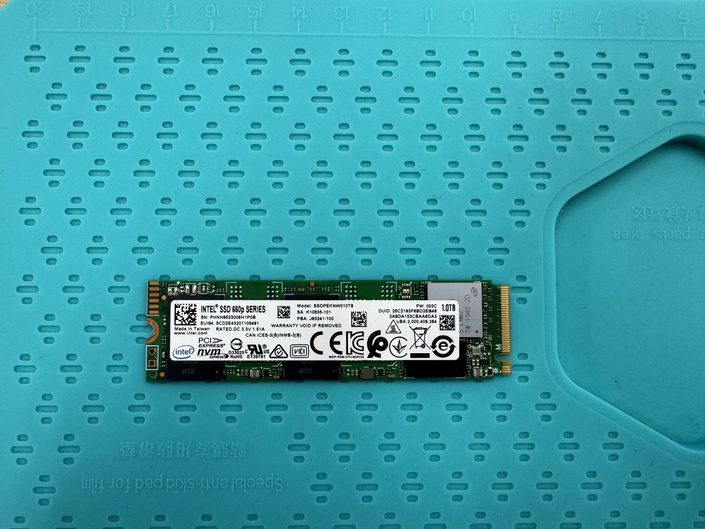 動作確認済み　NVME M.2 SSD Intel 1TB 動作確認済み NVME M.2 SSD Intel 1TB Intel M.2 NVMe SSD 1.0TB