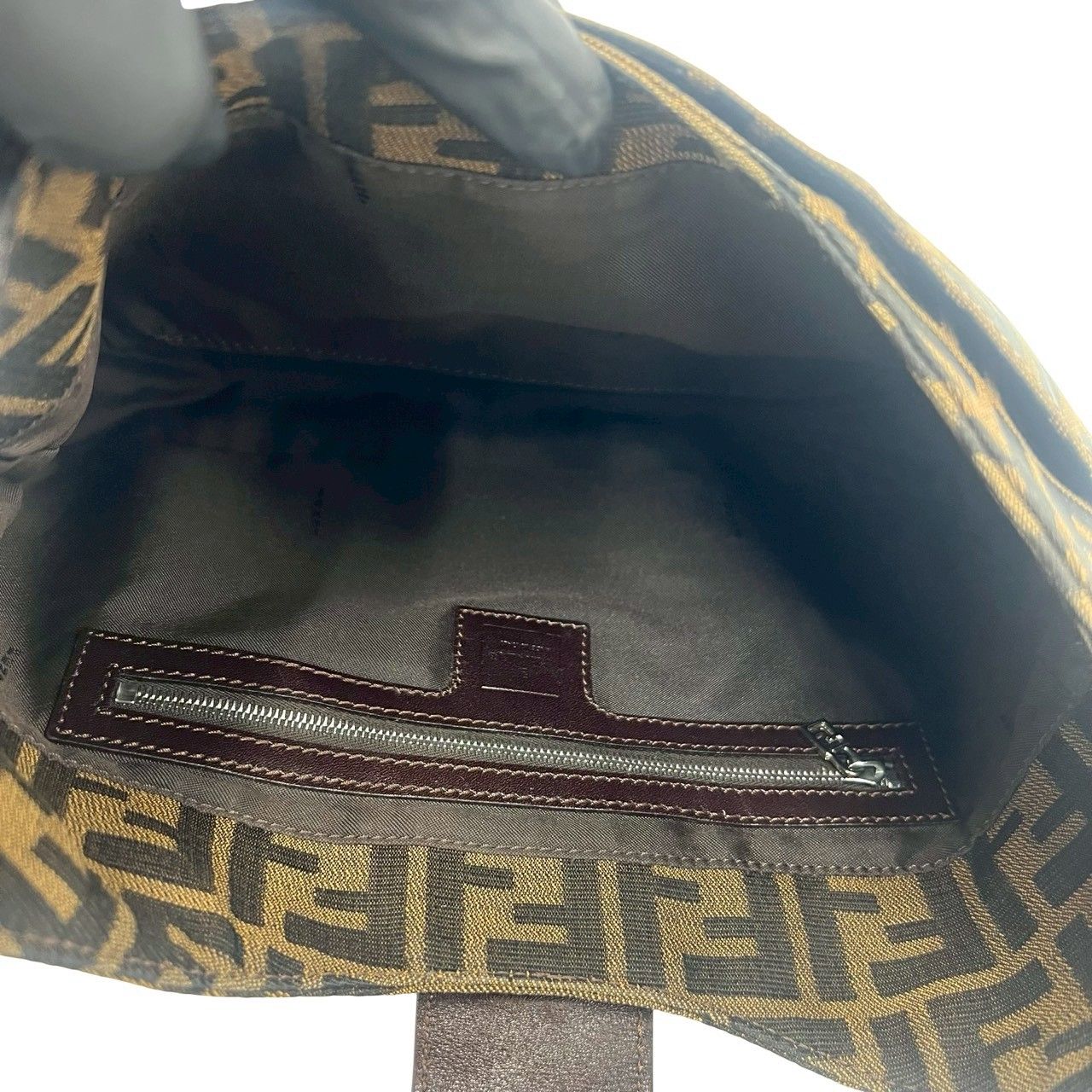 ほぼ未使用 袋付き FENDI フェンディ ズッカ FF 柄 金具 キャンバス 