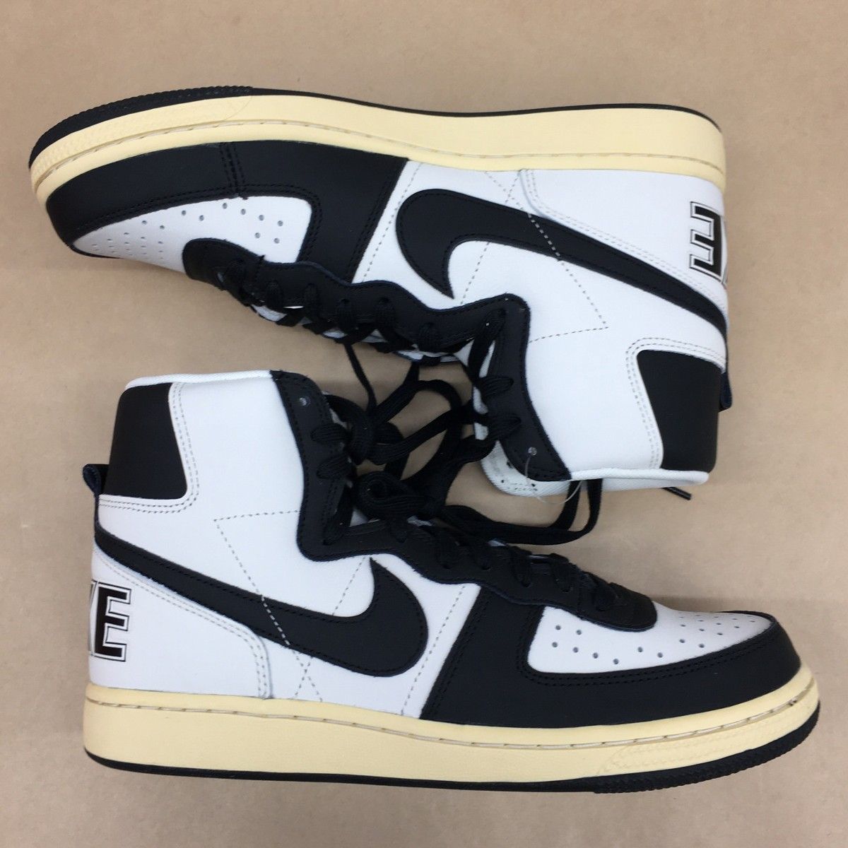 未使用 NIKE TERMINATOR HIGH PRM Phantom Black FD0394-030 サイズ 26.5cm【WS1616-003】