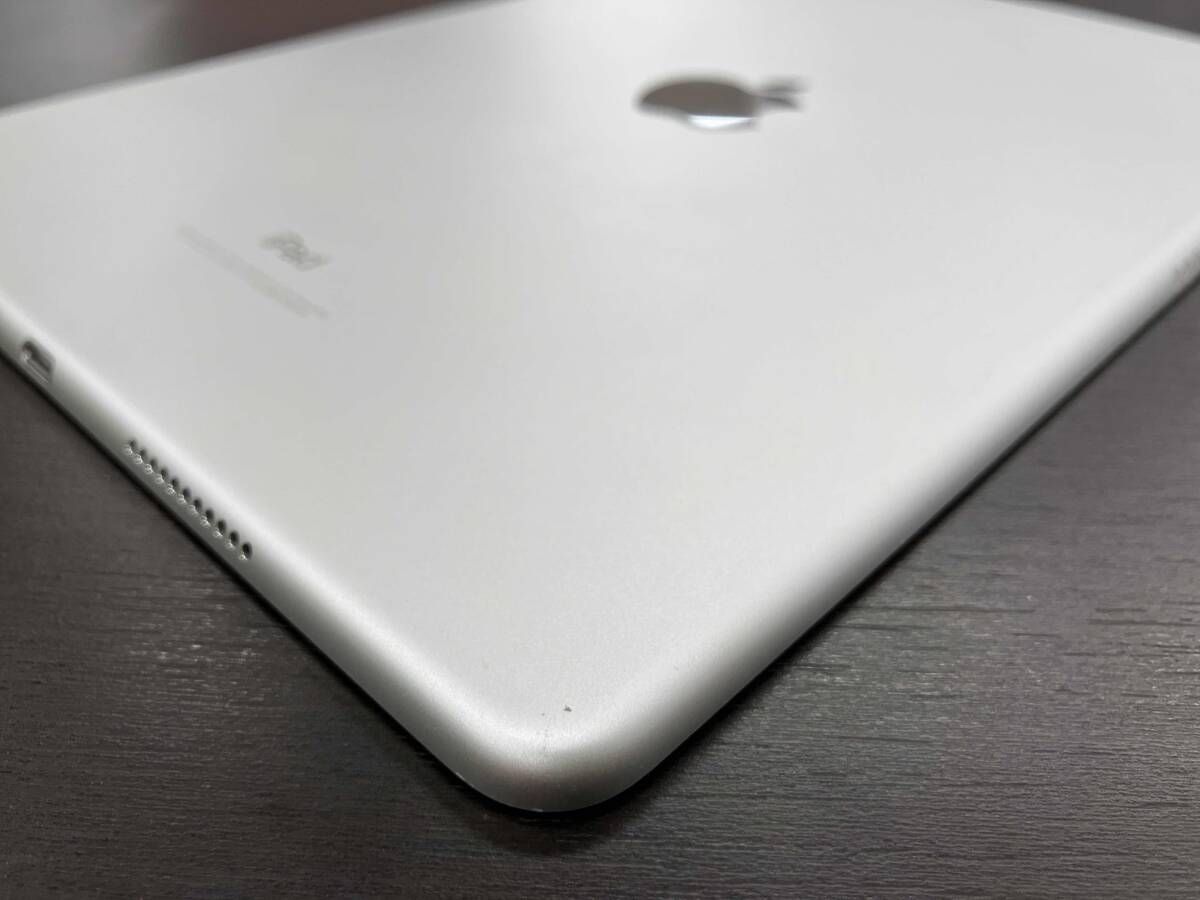 【特価!】「iPad Pro Wi-Fi+Cellular 256GB シルバー SoftBank MPHH2J/A」 Apple プロ ソフトバンク 動作確認 初期化済み 【特価!】「iPad Pro Wi-Fi+Cellular 256GB シルバー SoftBank MPHH2J/A」 Apple プロ ソフトバンク 動作確認 初期化済み